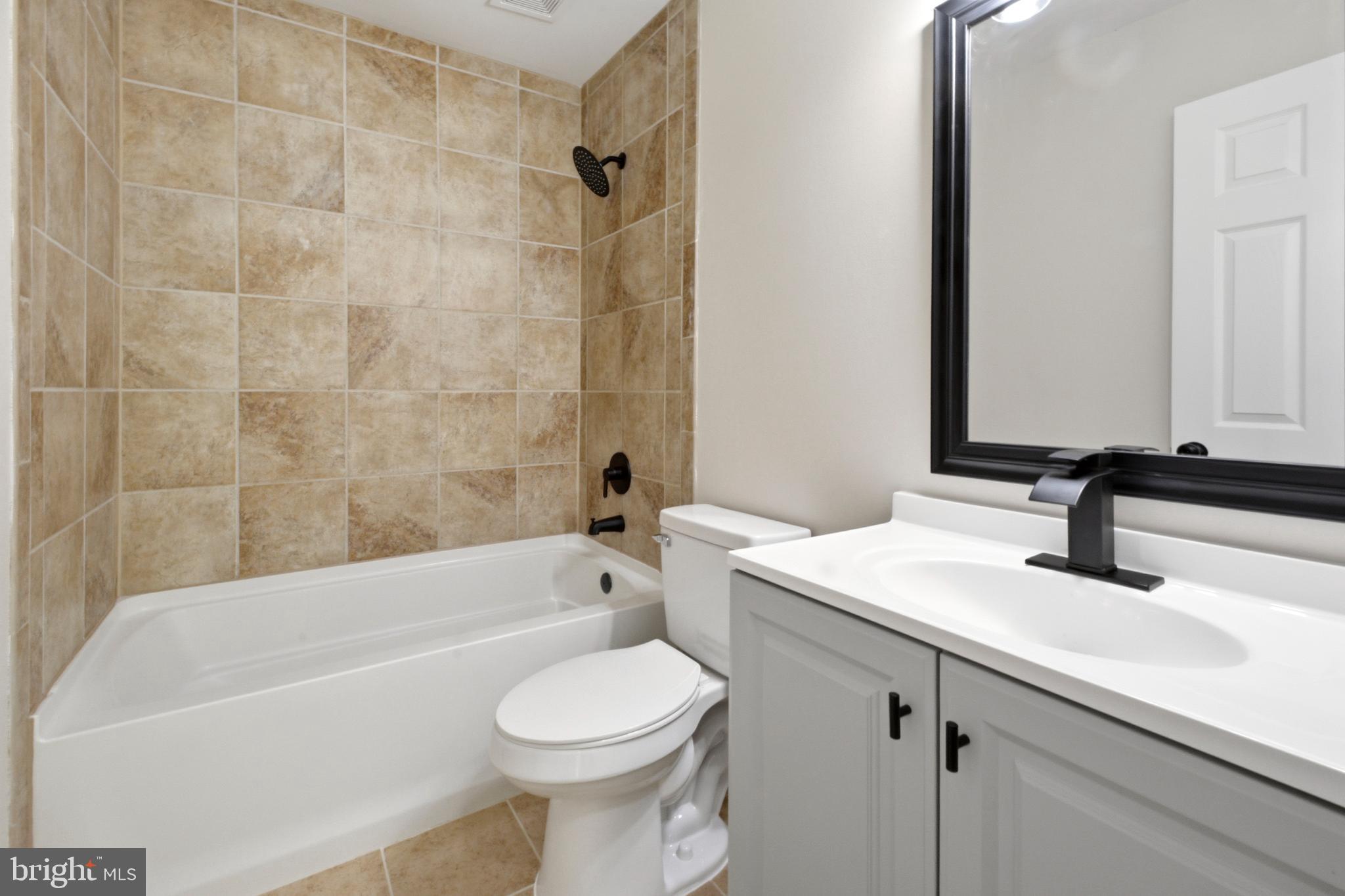 HERITAGE ESTATES - Residential