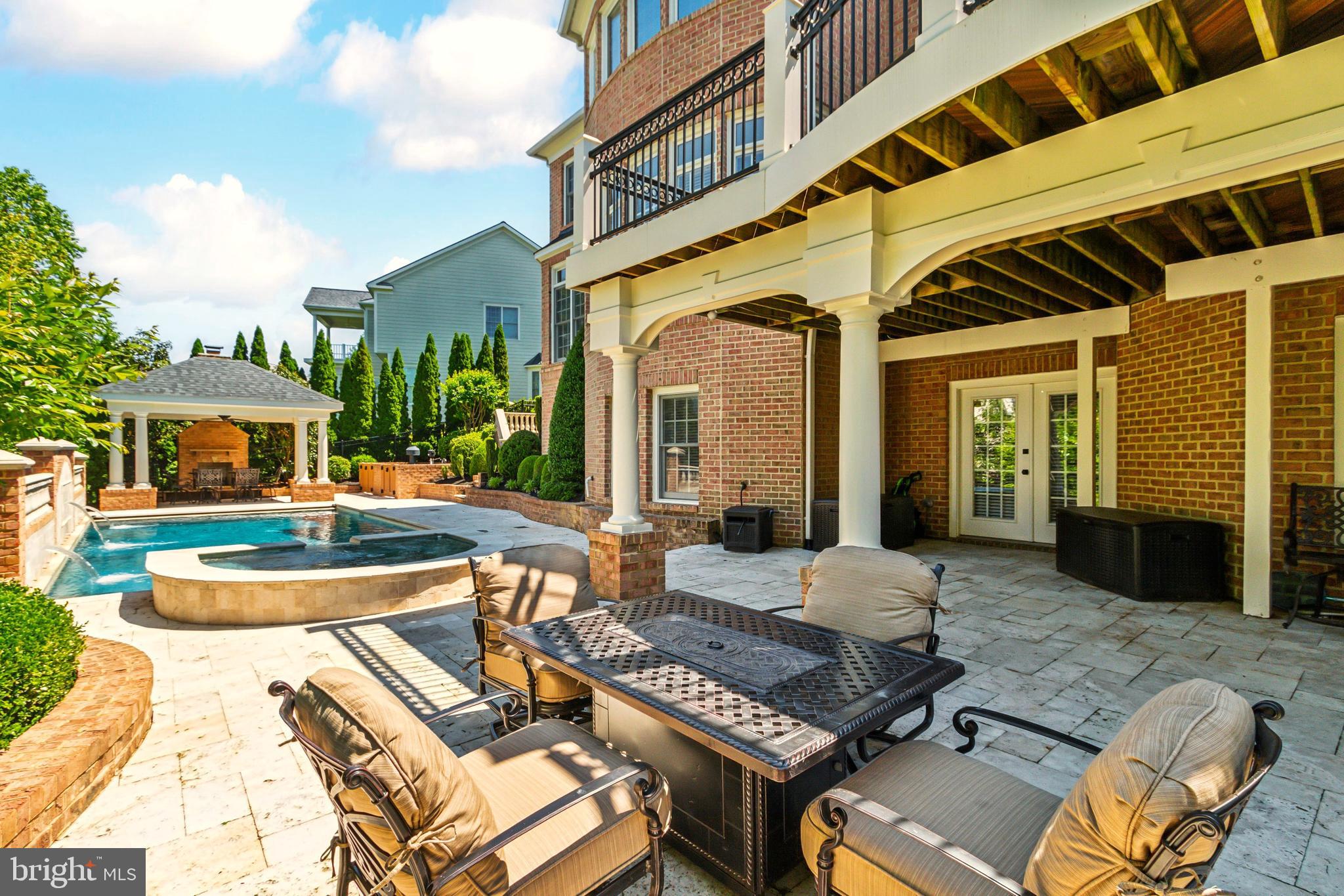 LAKE MANASSAS - Residential