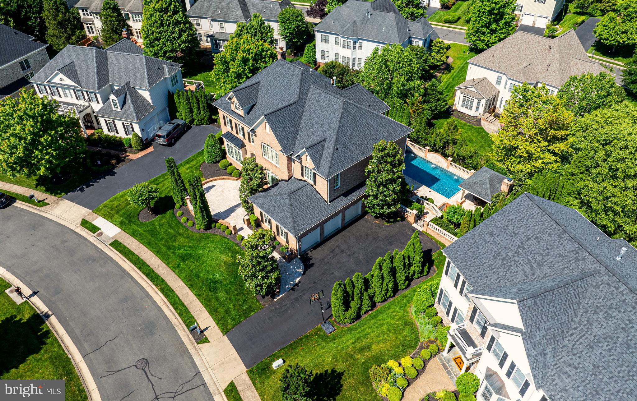 LAKE MANASSAS - Residential