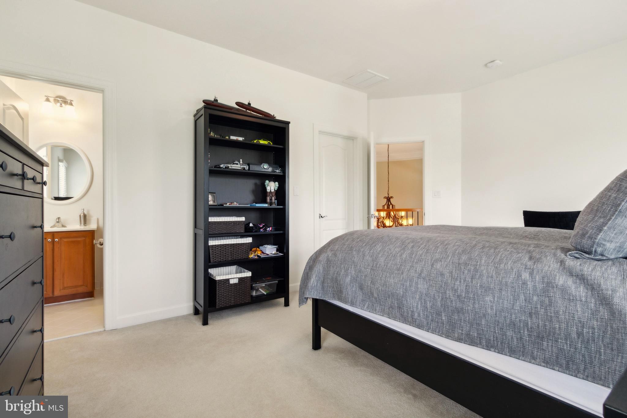 LAKE MANASSAS - Residential