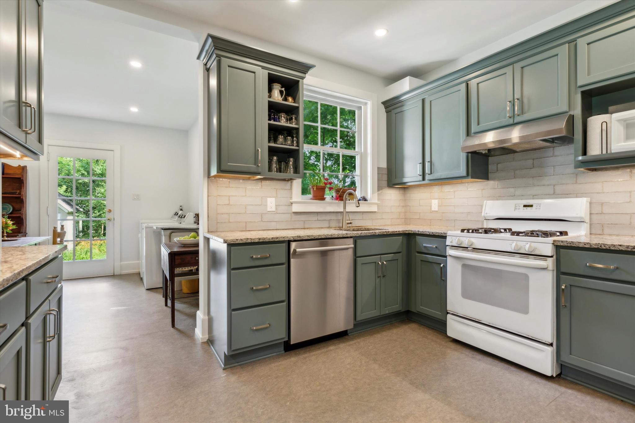 MILLBROOK - Residential