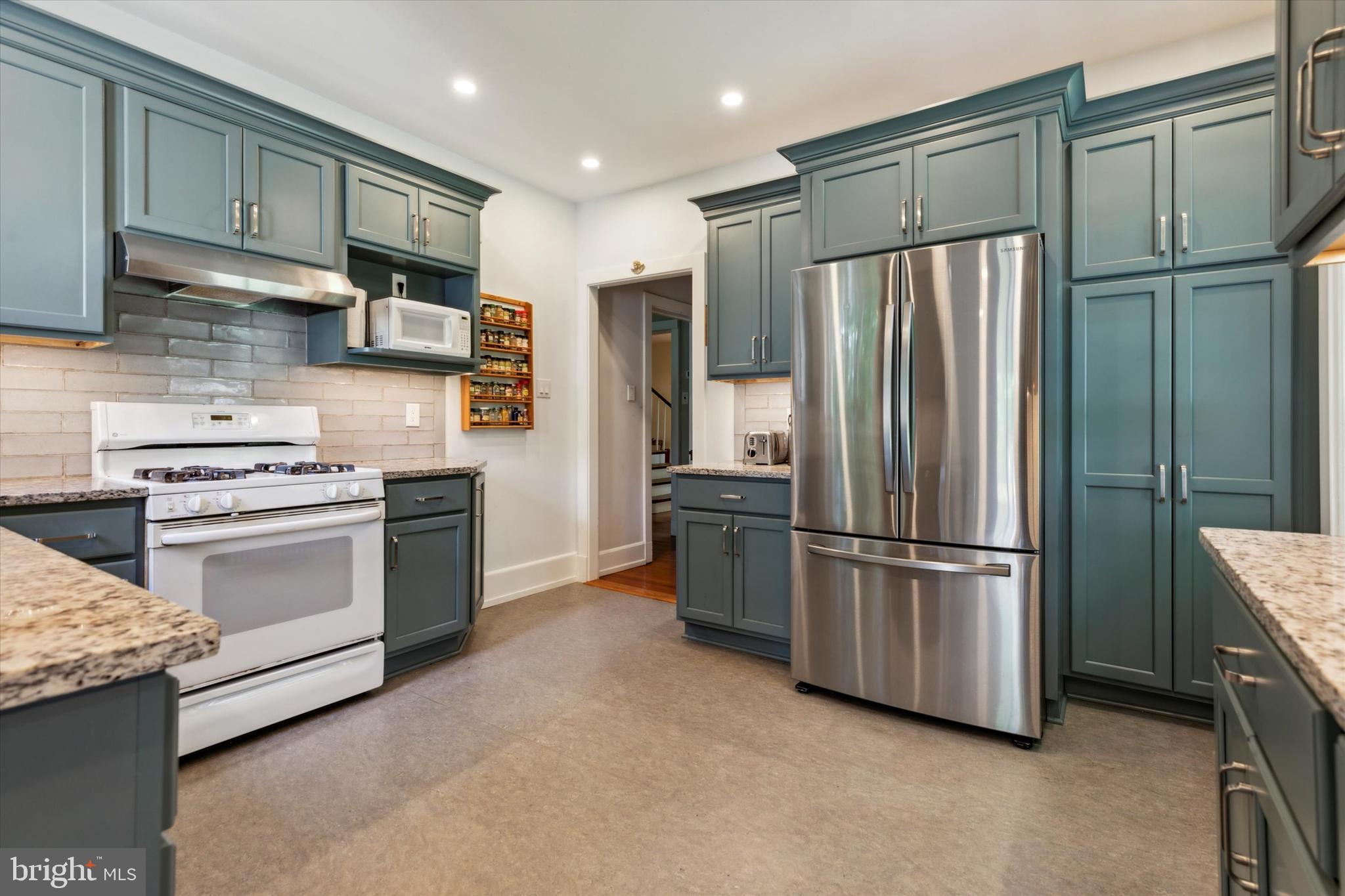 MILLBROOK - Residential