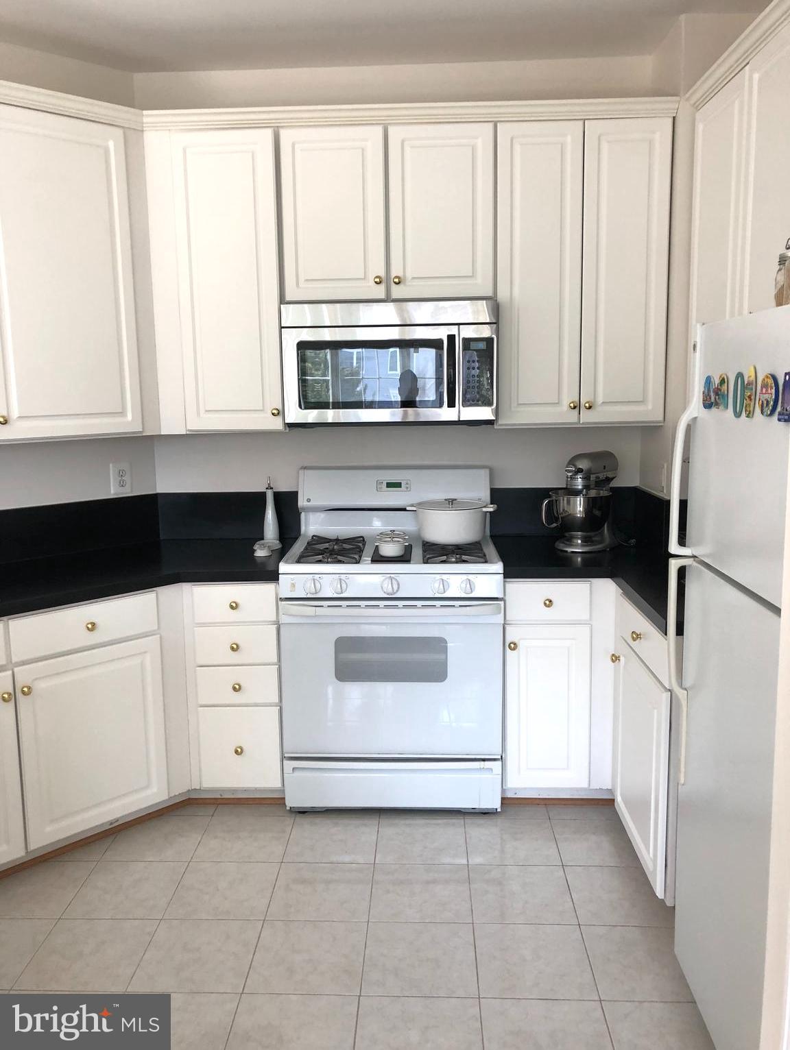 KENTLANDS - Residential Lease