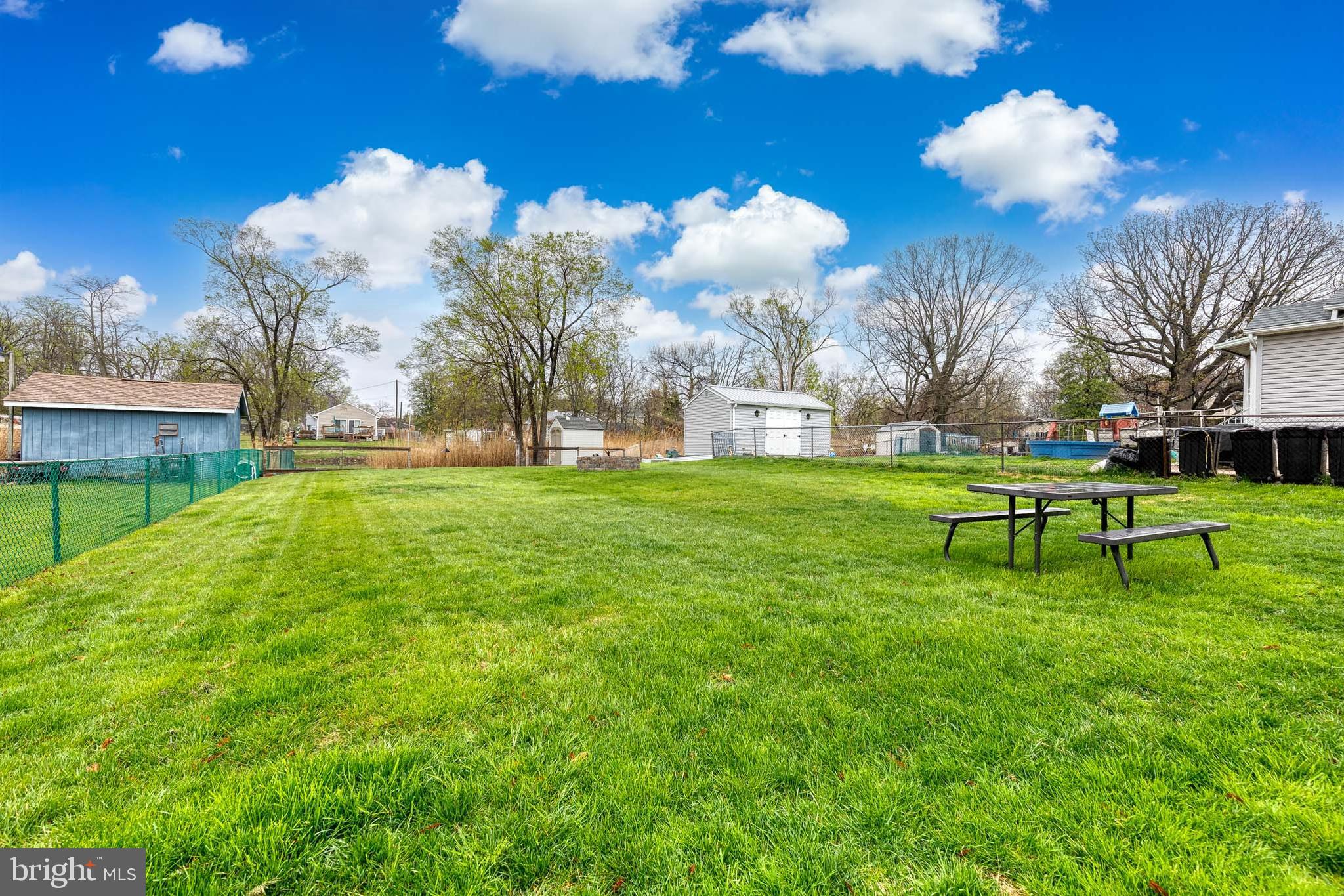 GEORGE JANSSEN - Residential
