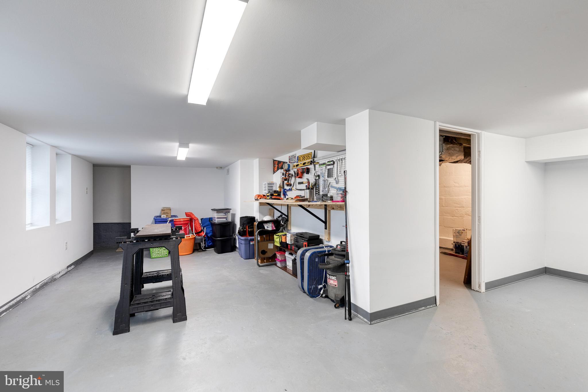 GEORGE JANSSEN - Residential