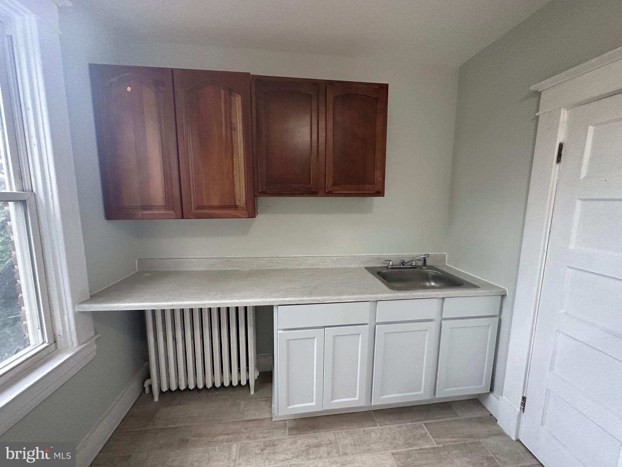 IRVINGTON - Residential Lease