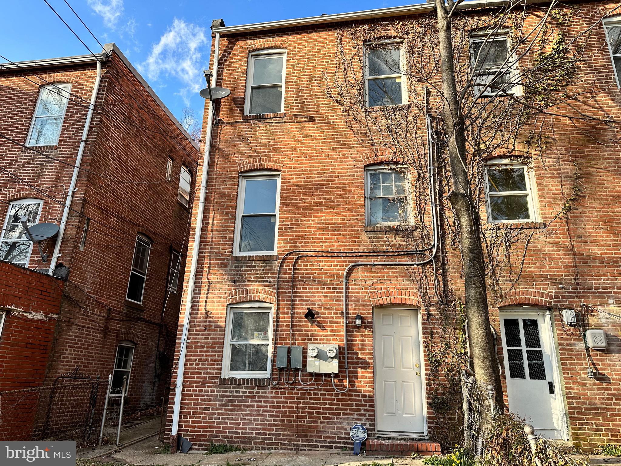 IRVINGTON - Residential Lease