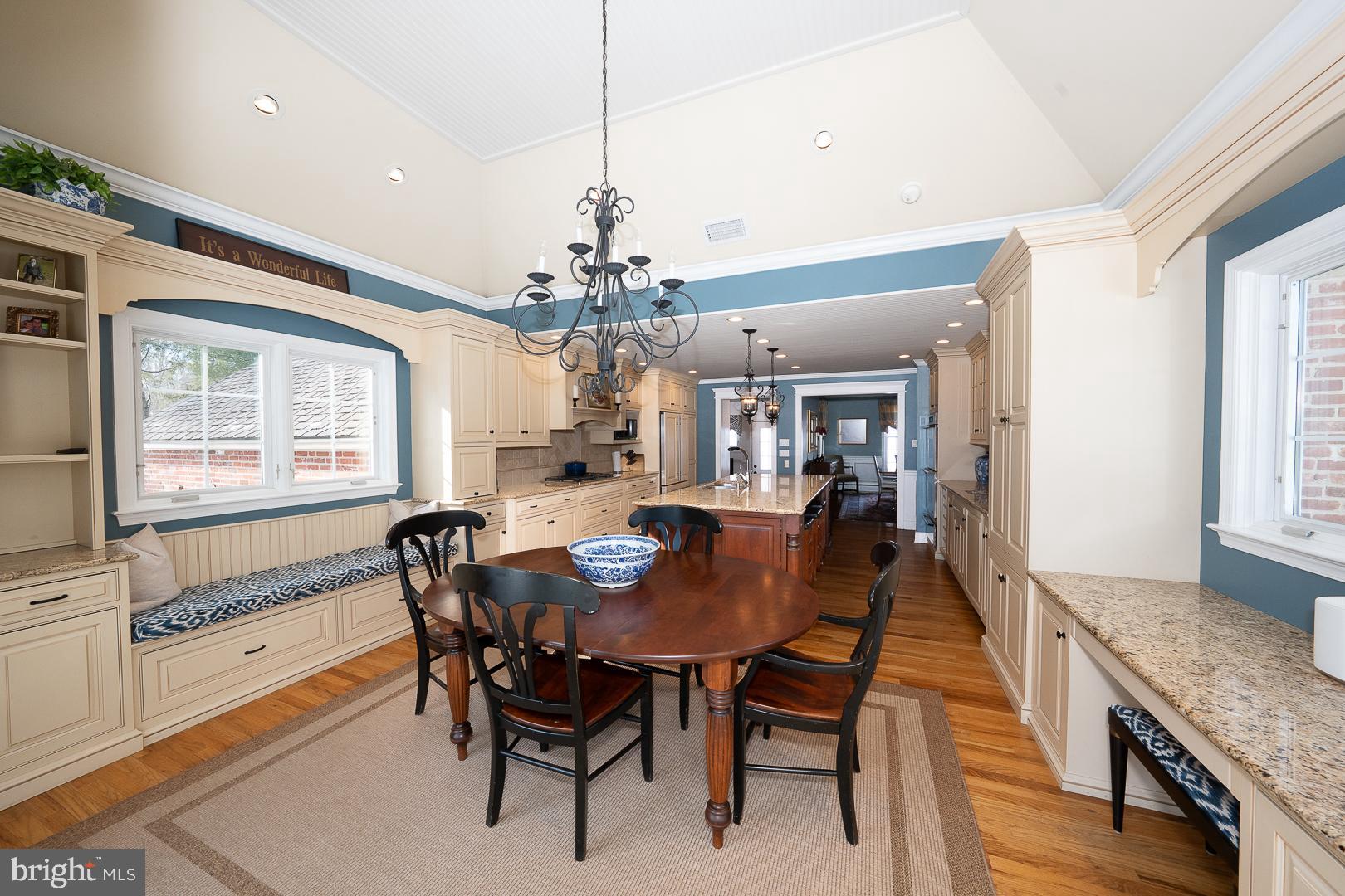 ECHO VALLEY - Residential