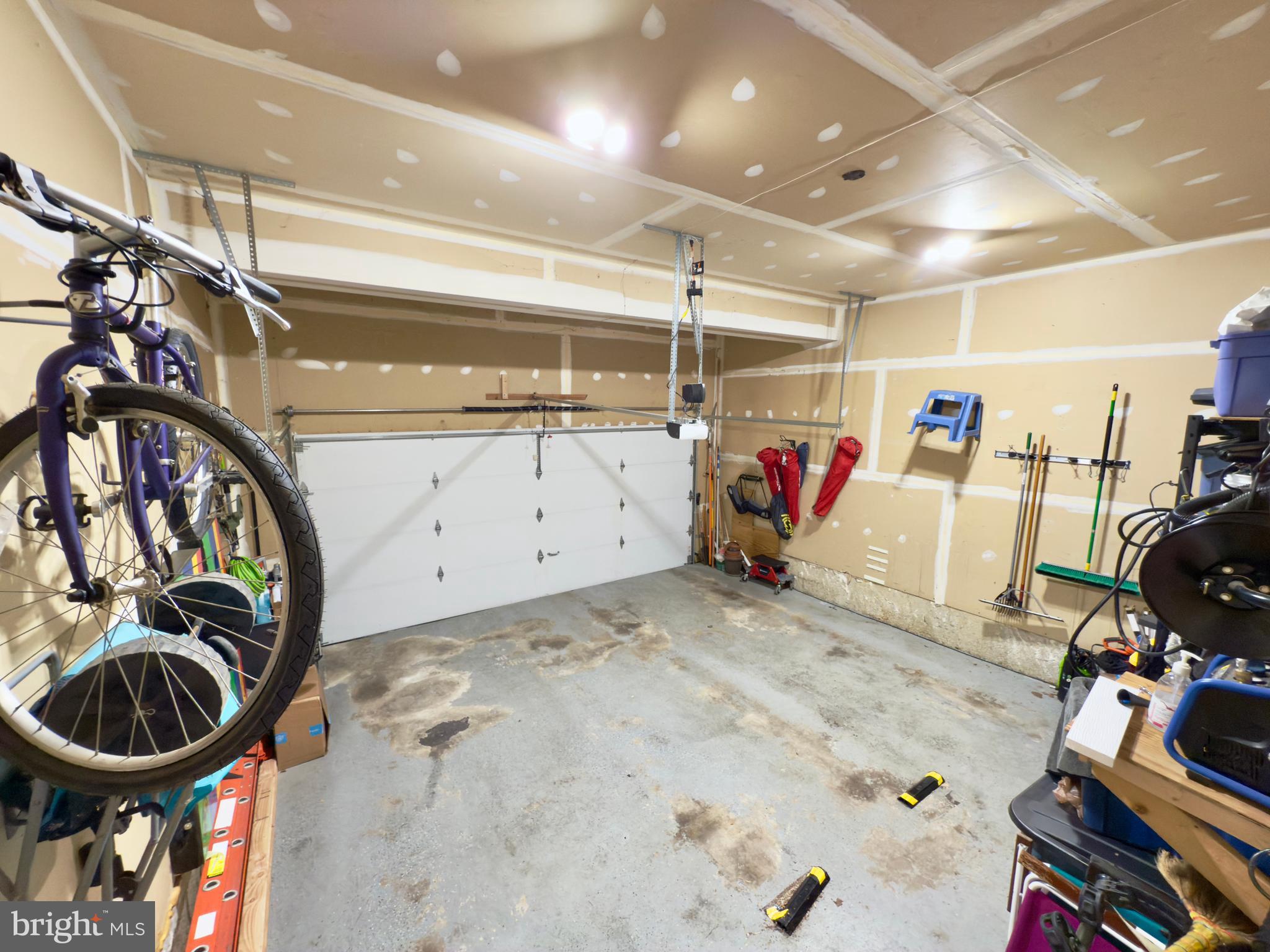 CLARKSVILLE HUNT - Residential