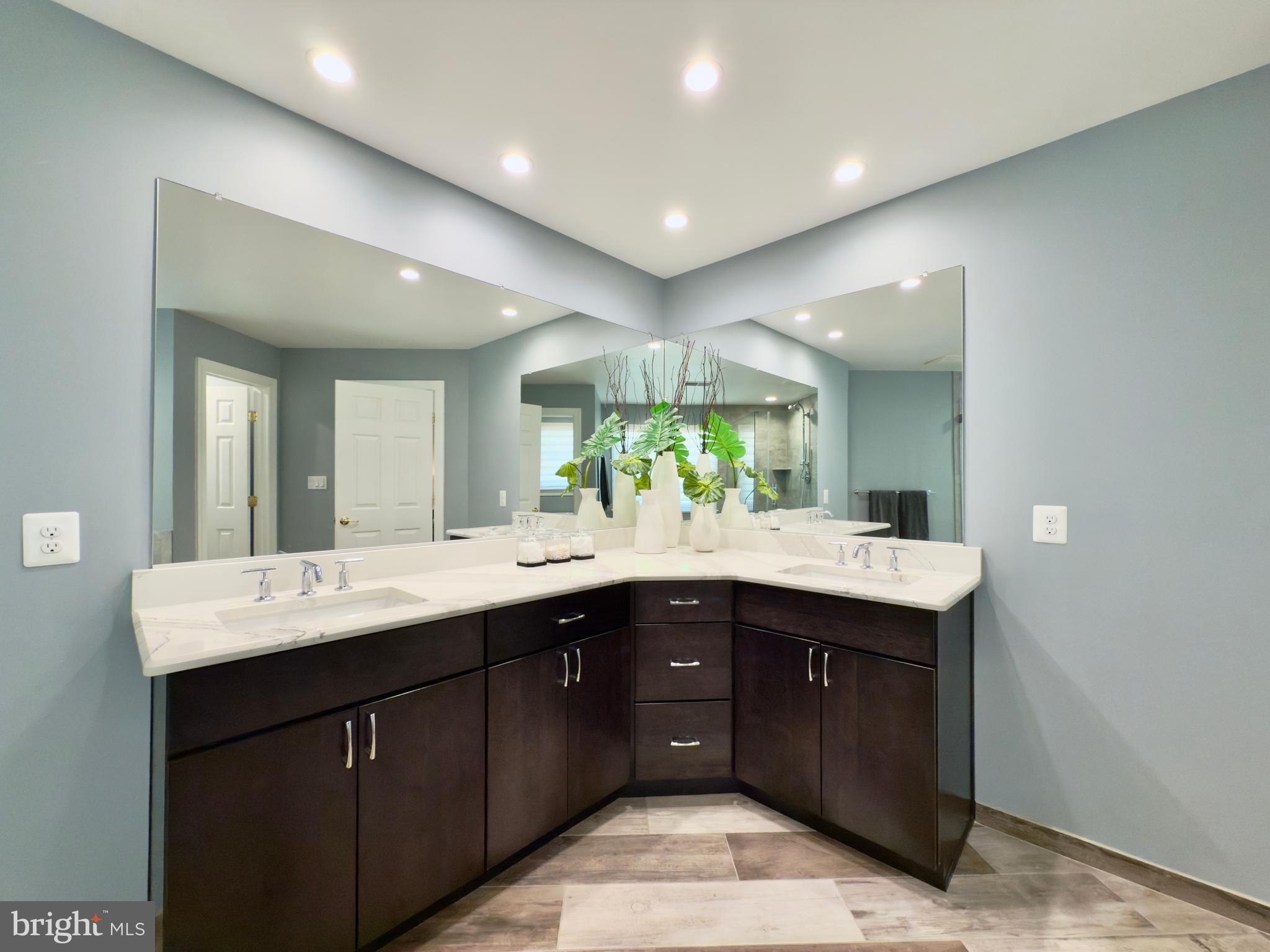 CLARKSVILLE HUNT - Residential