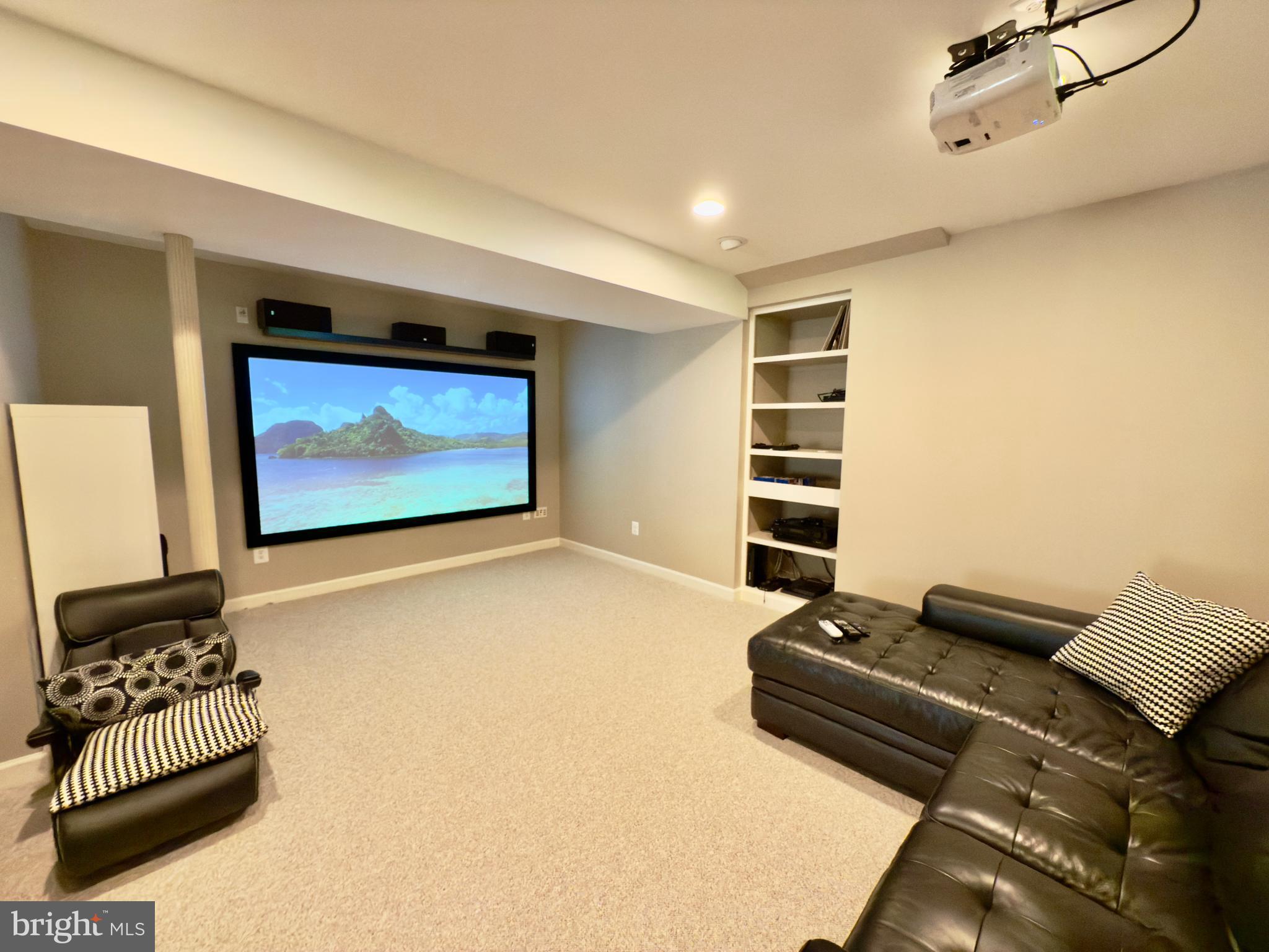 CLARKSVILLE HUNT - Residential