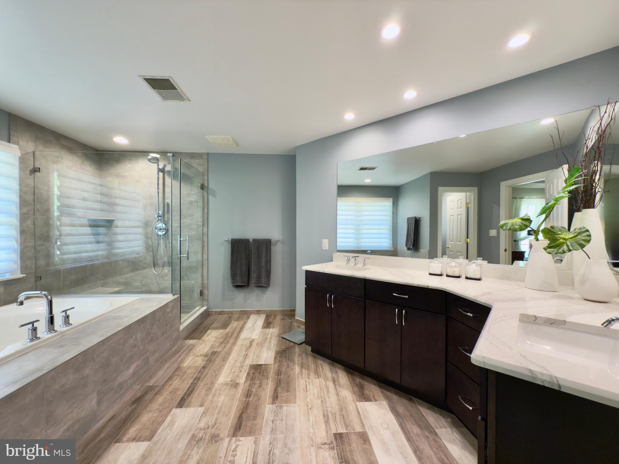 CLARKSVILLE HUNT - Residential