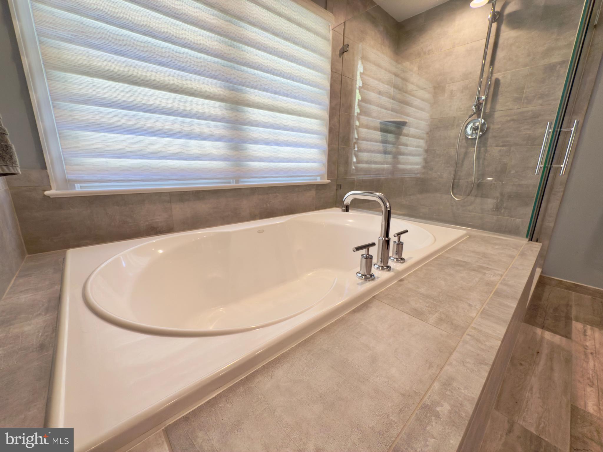 CLARKSVILLE HUNT - Residential