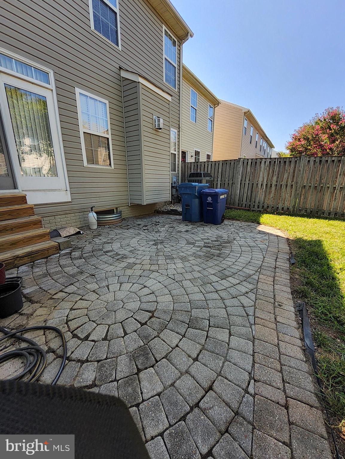 ASHBURN VILLAGE - Residential Lease