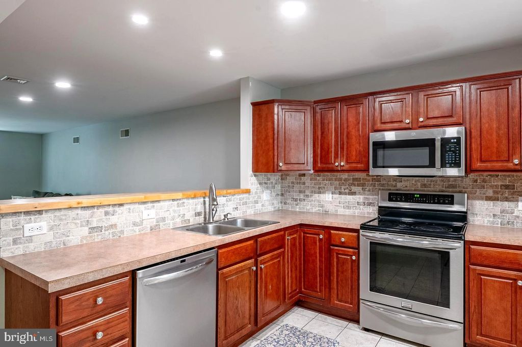 Photo of 528 Gamma Drive, WERNERSVILLE, PA 19565 (MLS # PABK2064600)