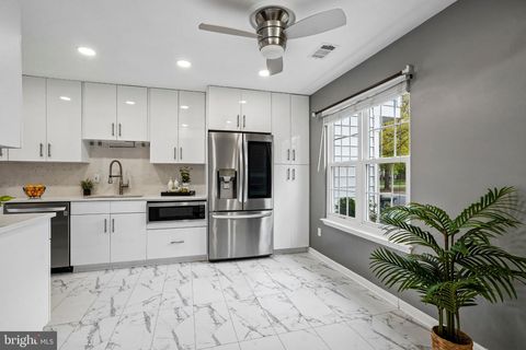 14707 SOUTHWARKE PLACE CENTREVILLE VA 20120