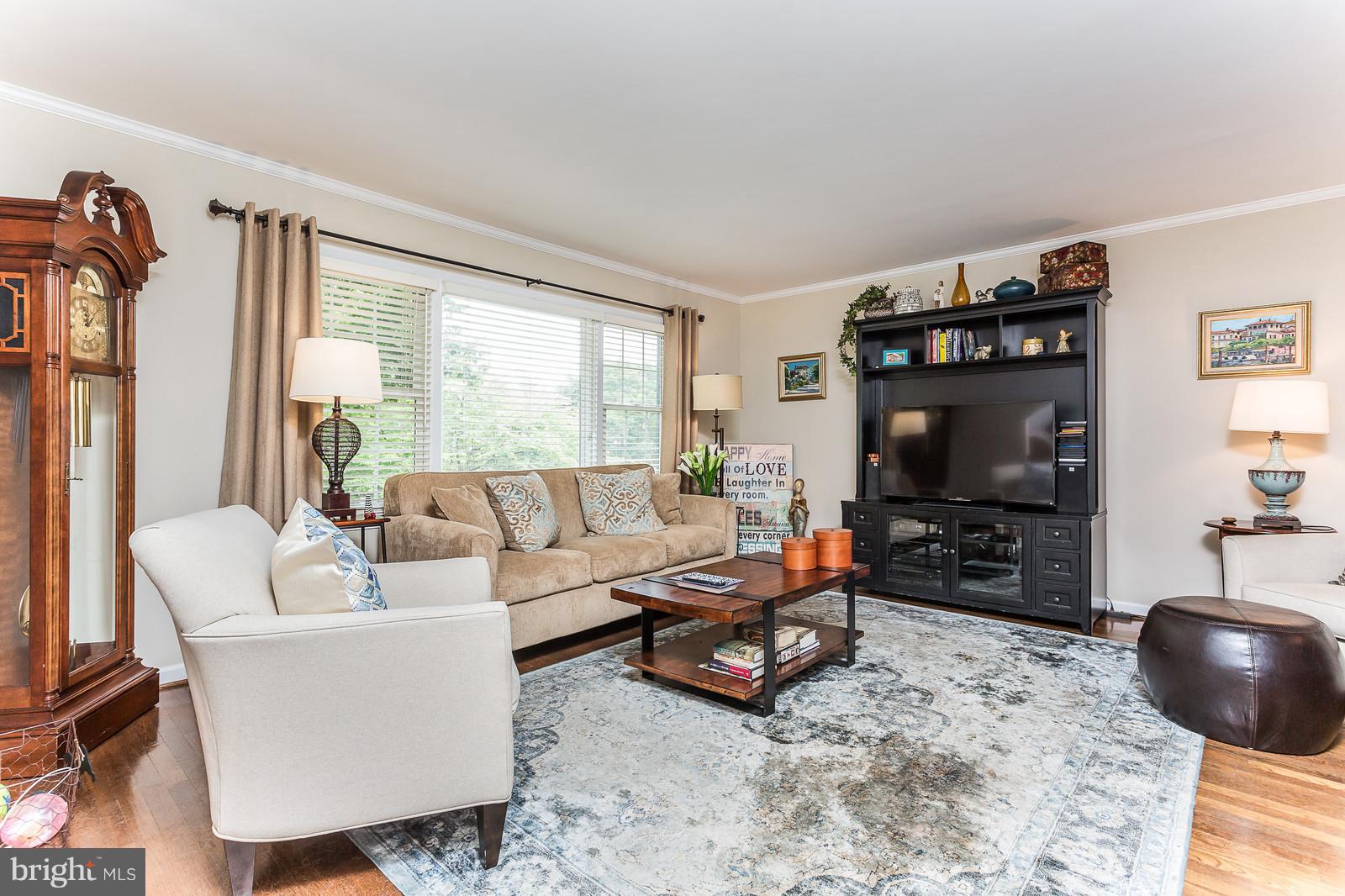 COUNCIL SQUARE - Residential