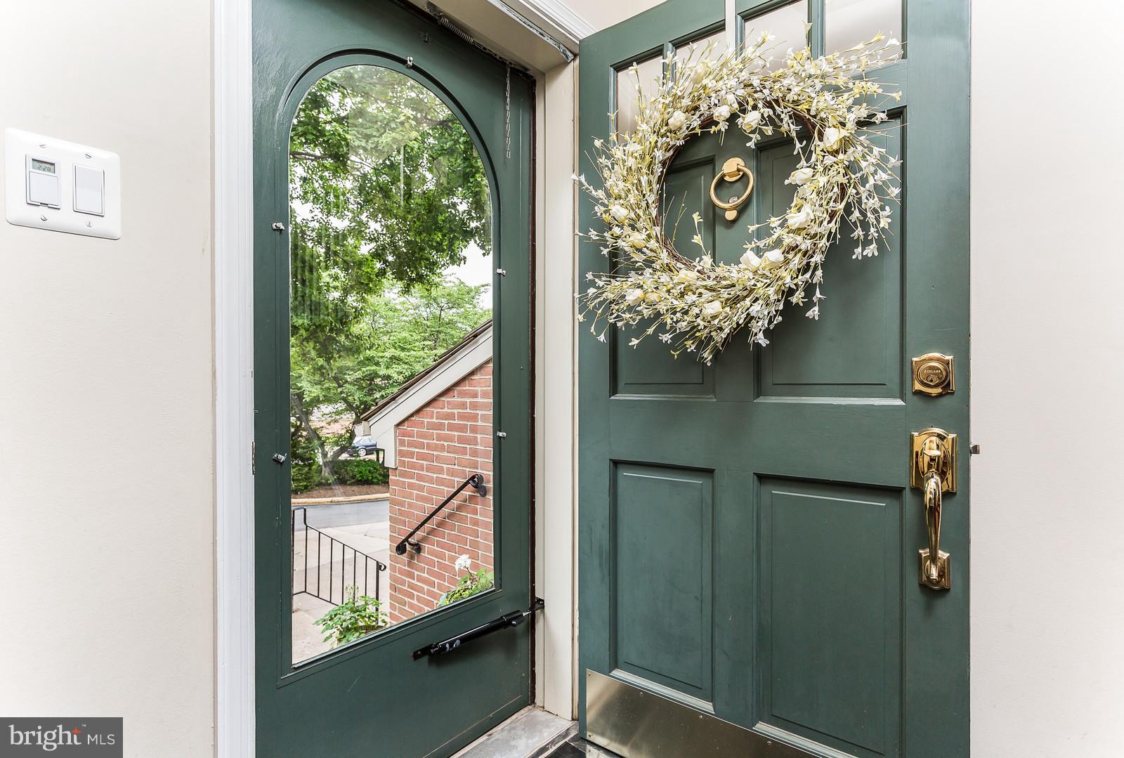 COUNCIL SQUARE - Residential