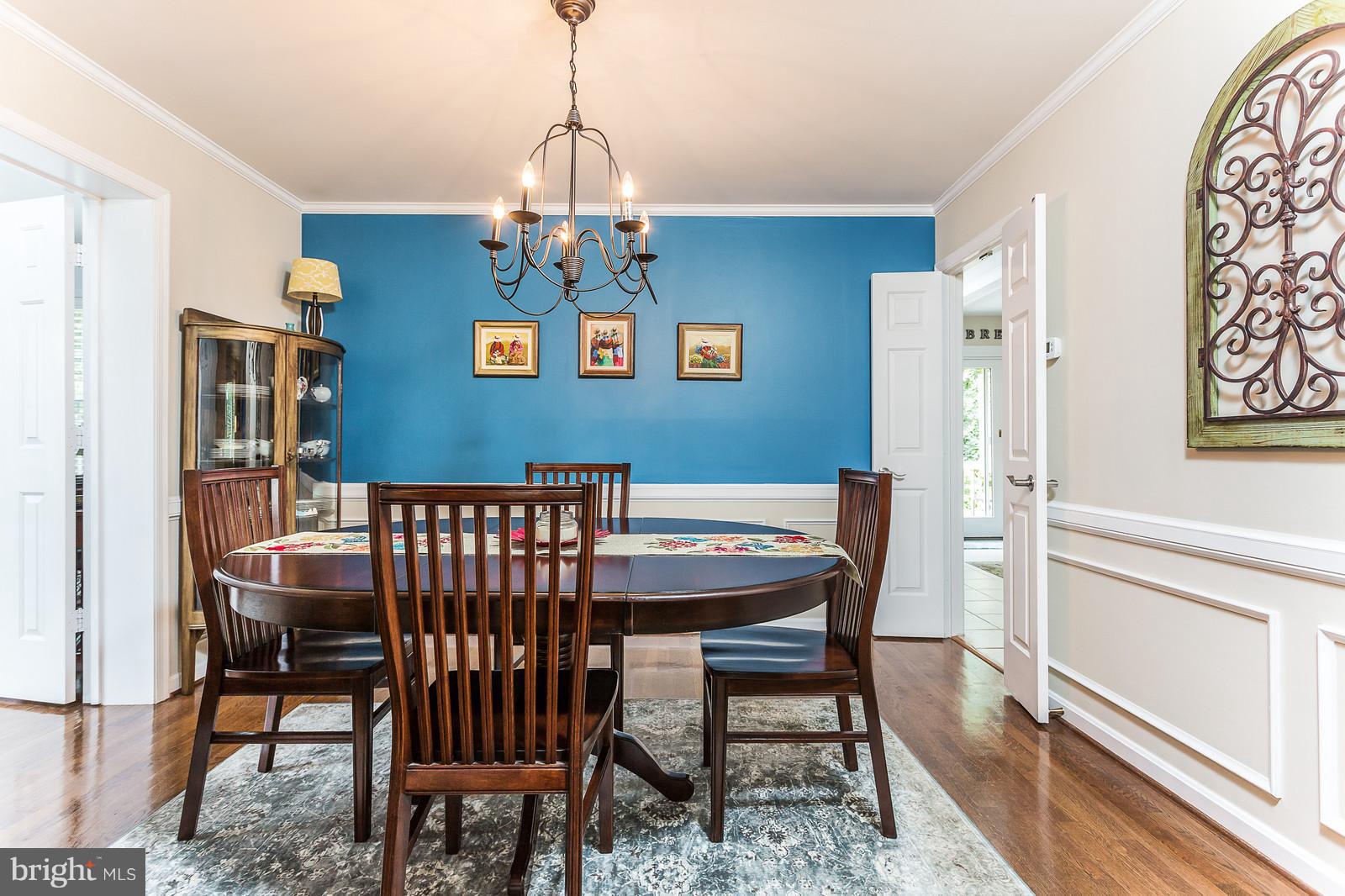 COUNCIL SQUARE - Residential