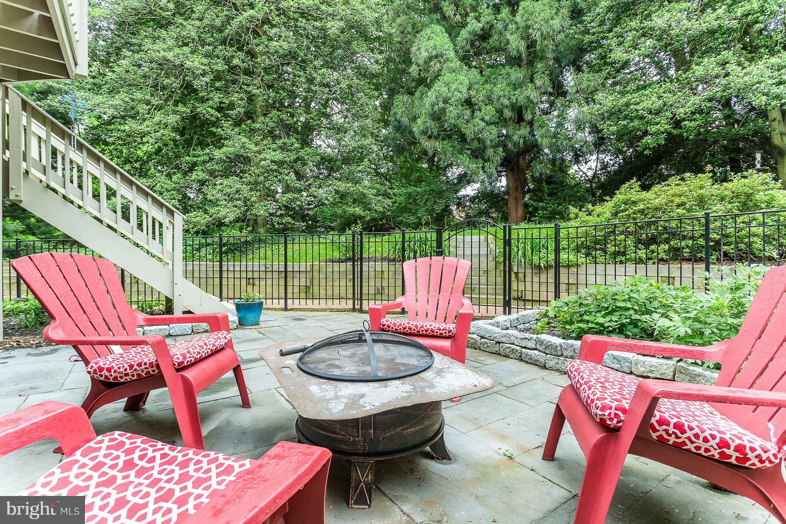 COUNCIL SQUARE - Residential