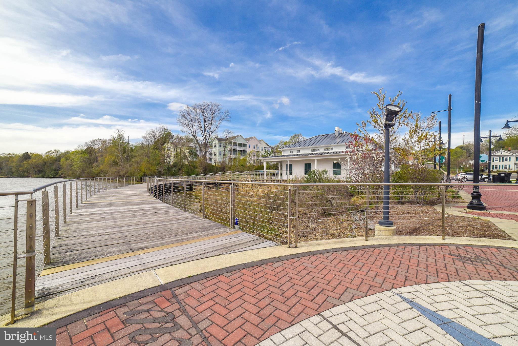 LEONARDTOWN LANDING - Residential