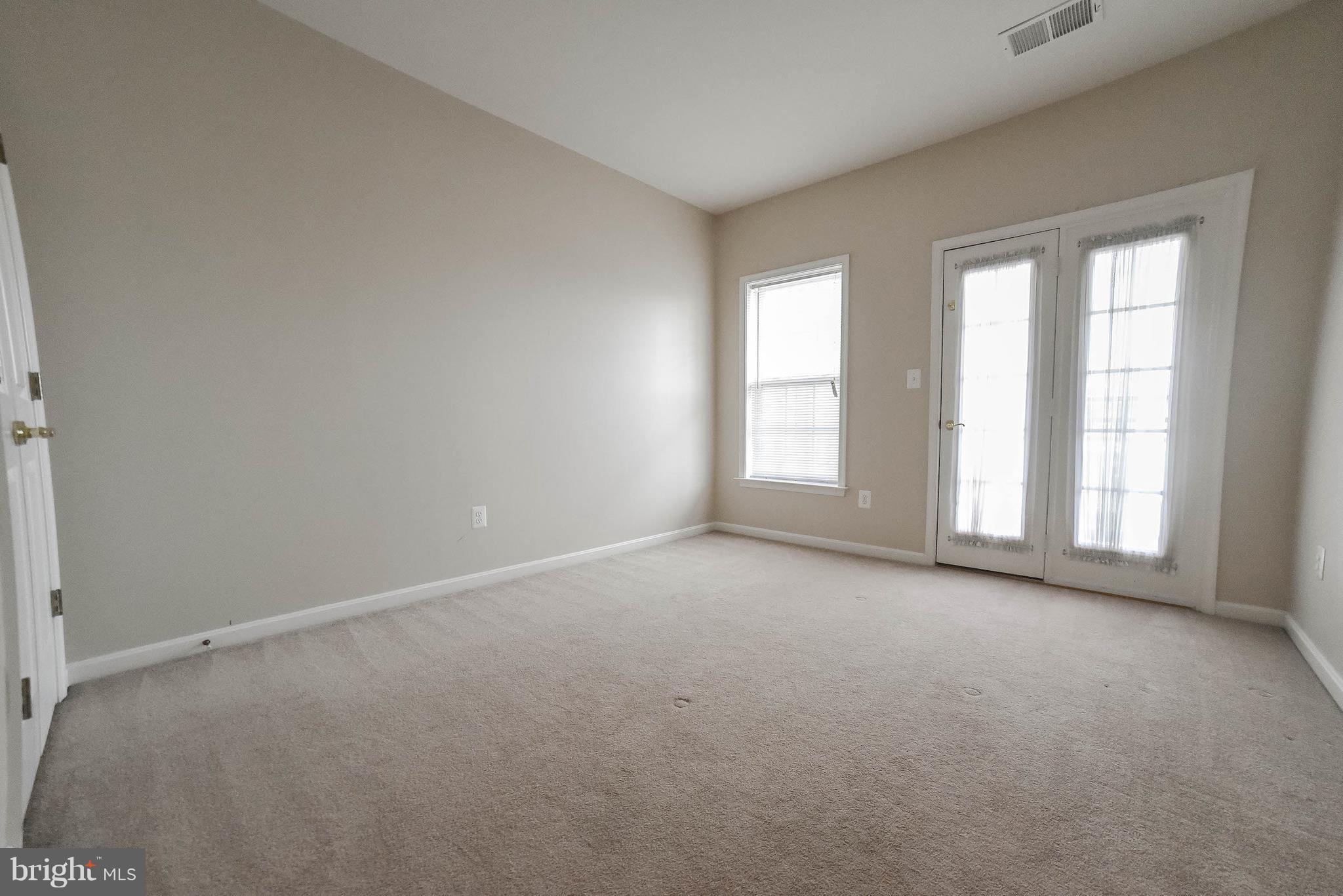 LEONARDTOWN LANDING - Residential