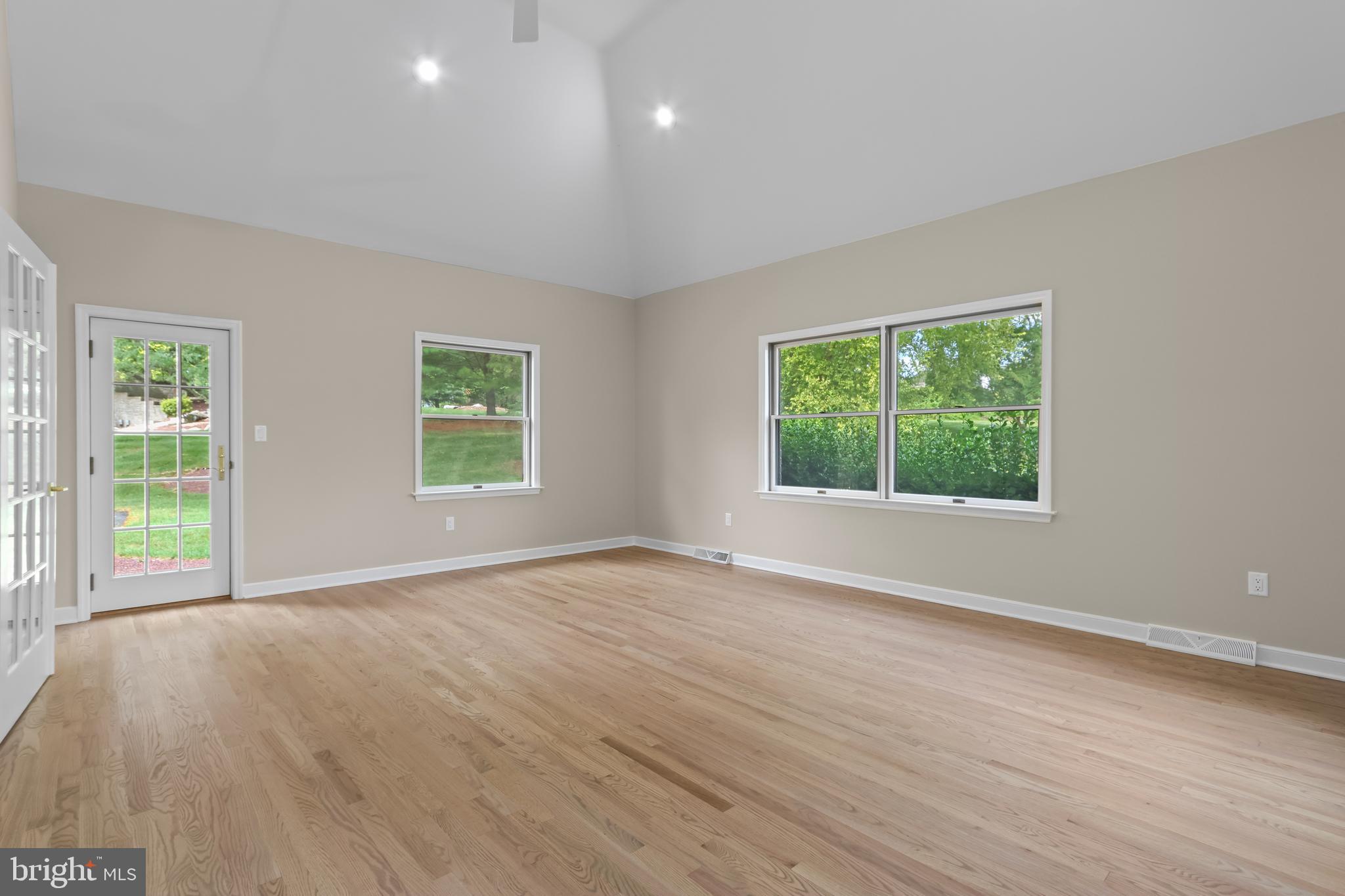 BROADHEAD MANOR - Residential