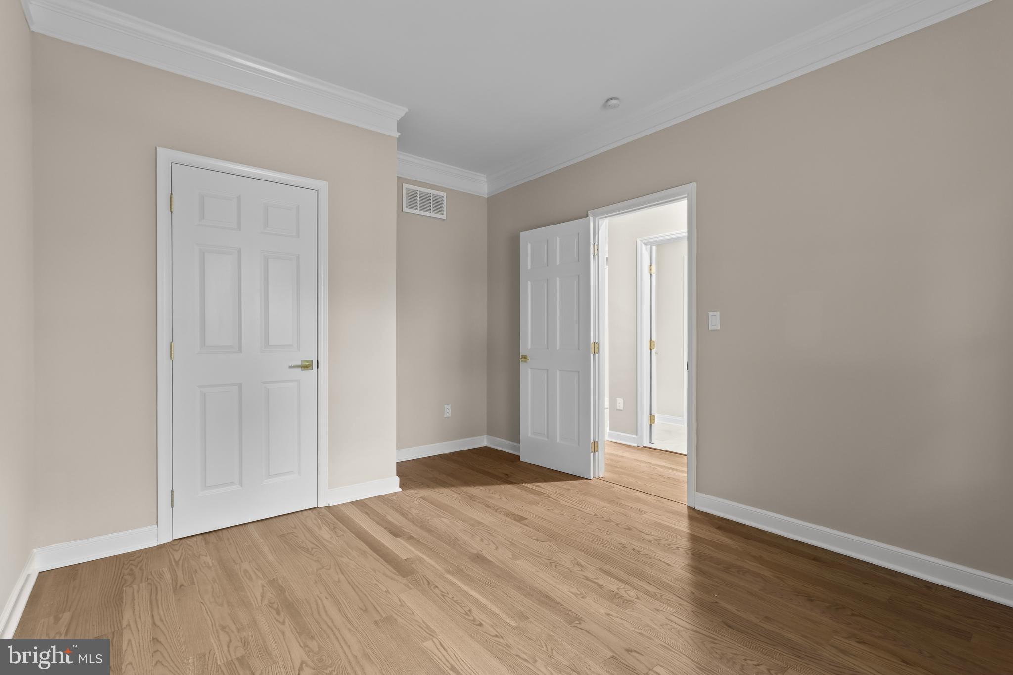 BROADHEAD MANOR - Residential