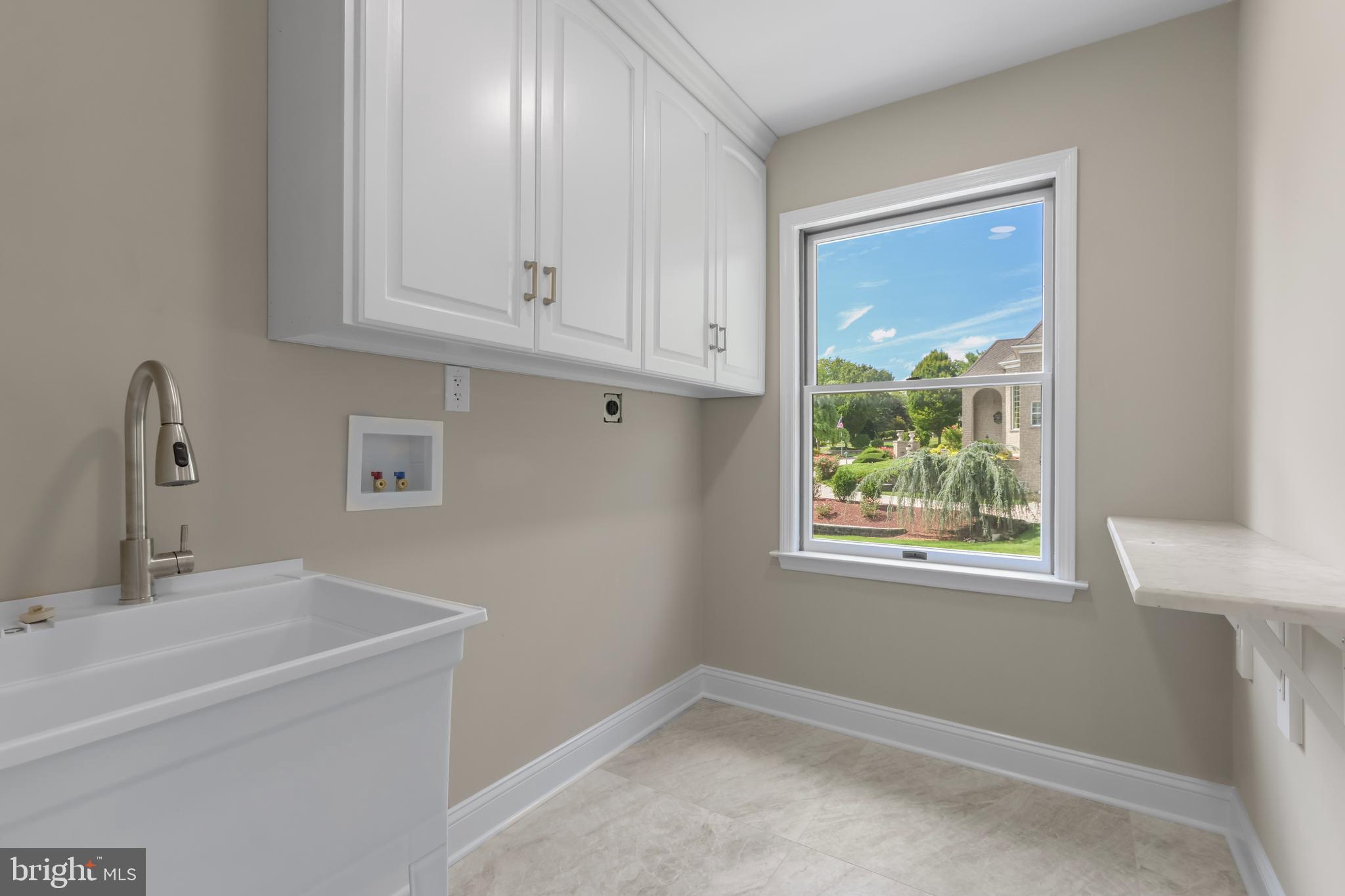 BROADHEAD MANOR - Residential