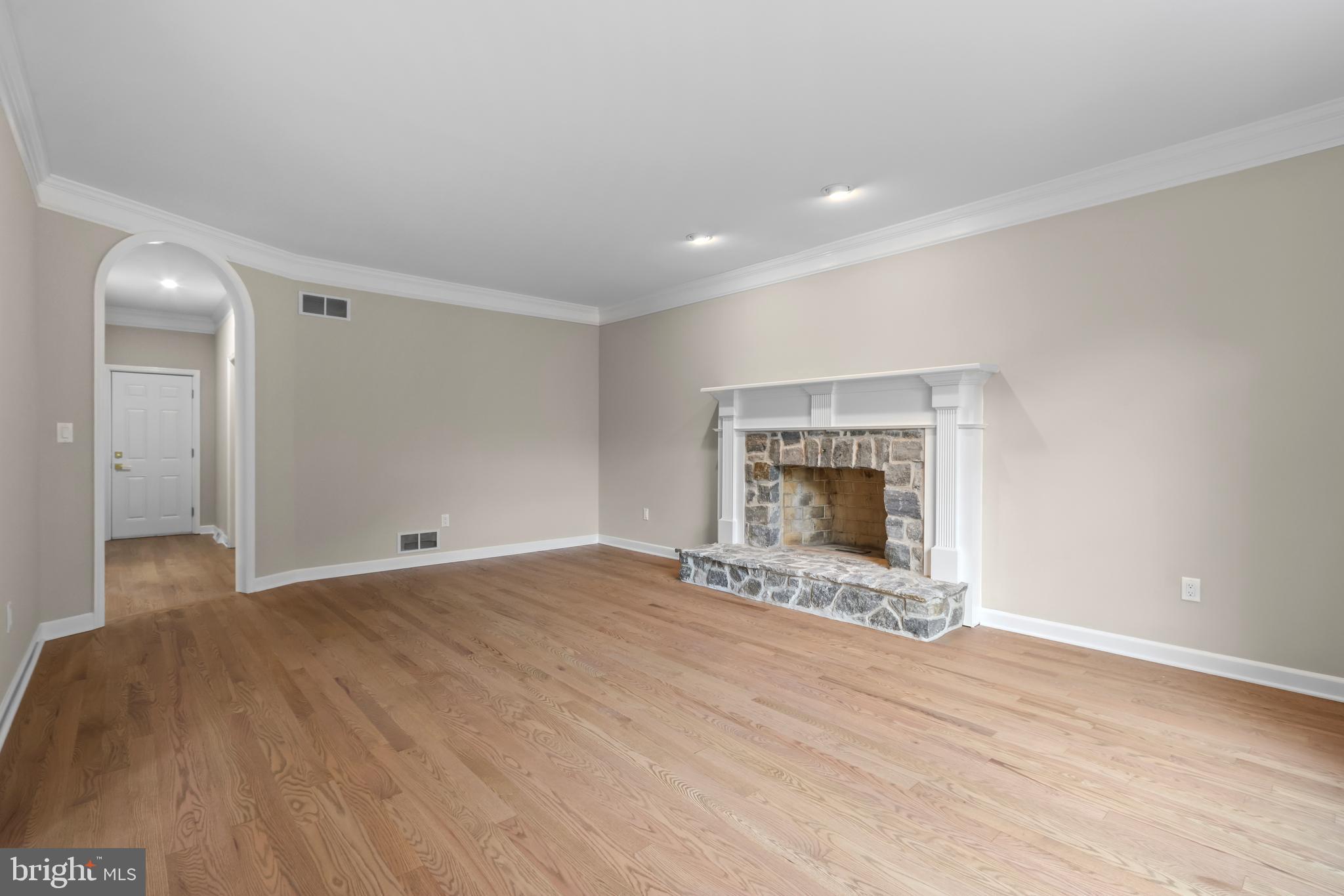 BROADHEAD MANOR - Residential