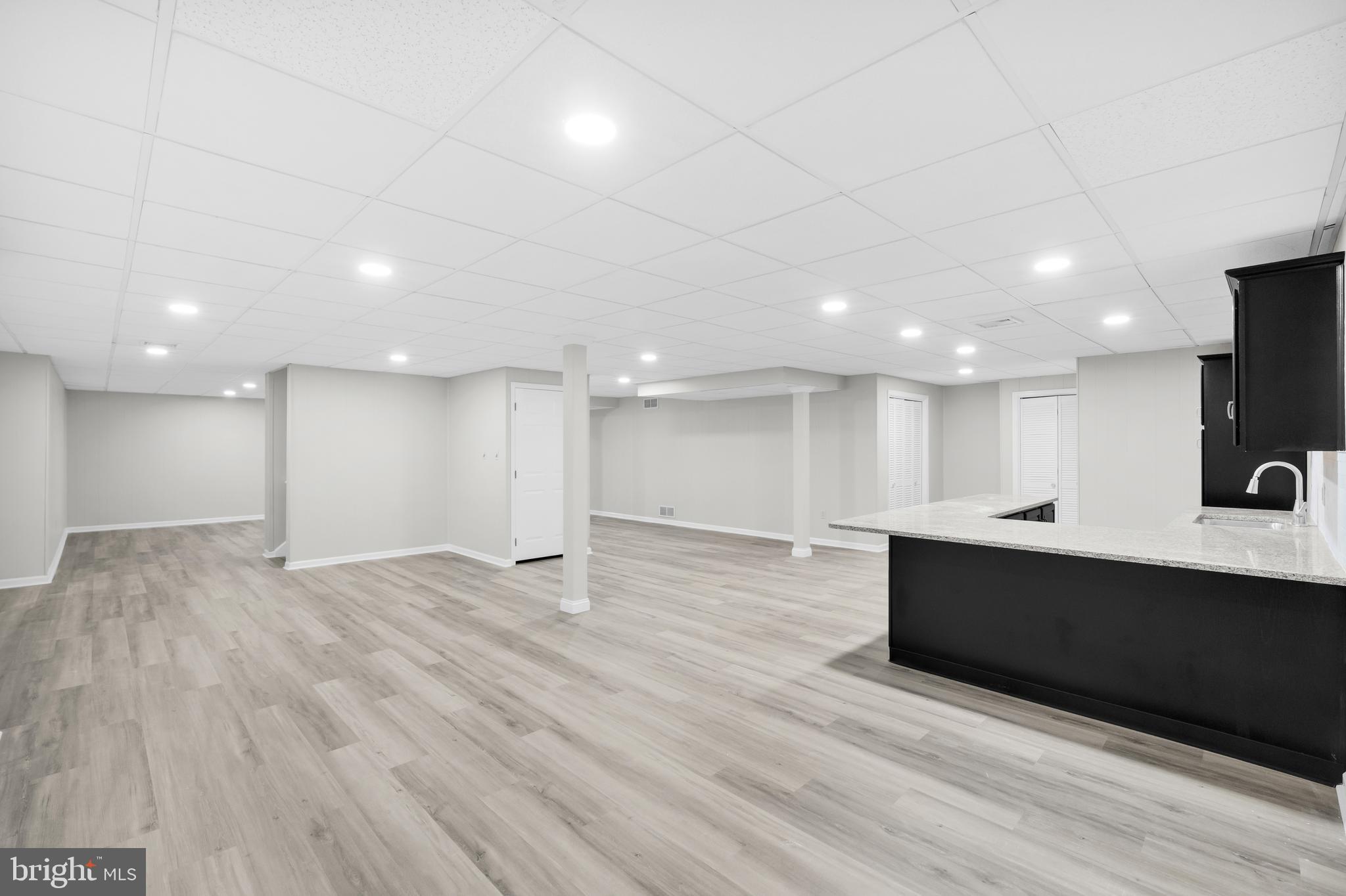 BROADHEAD MANOR - Residential