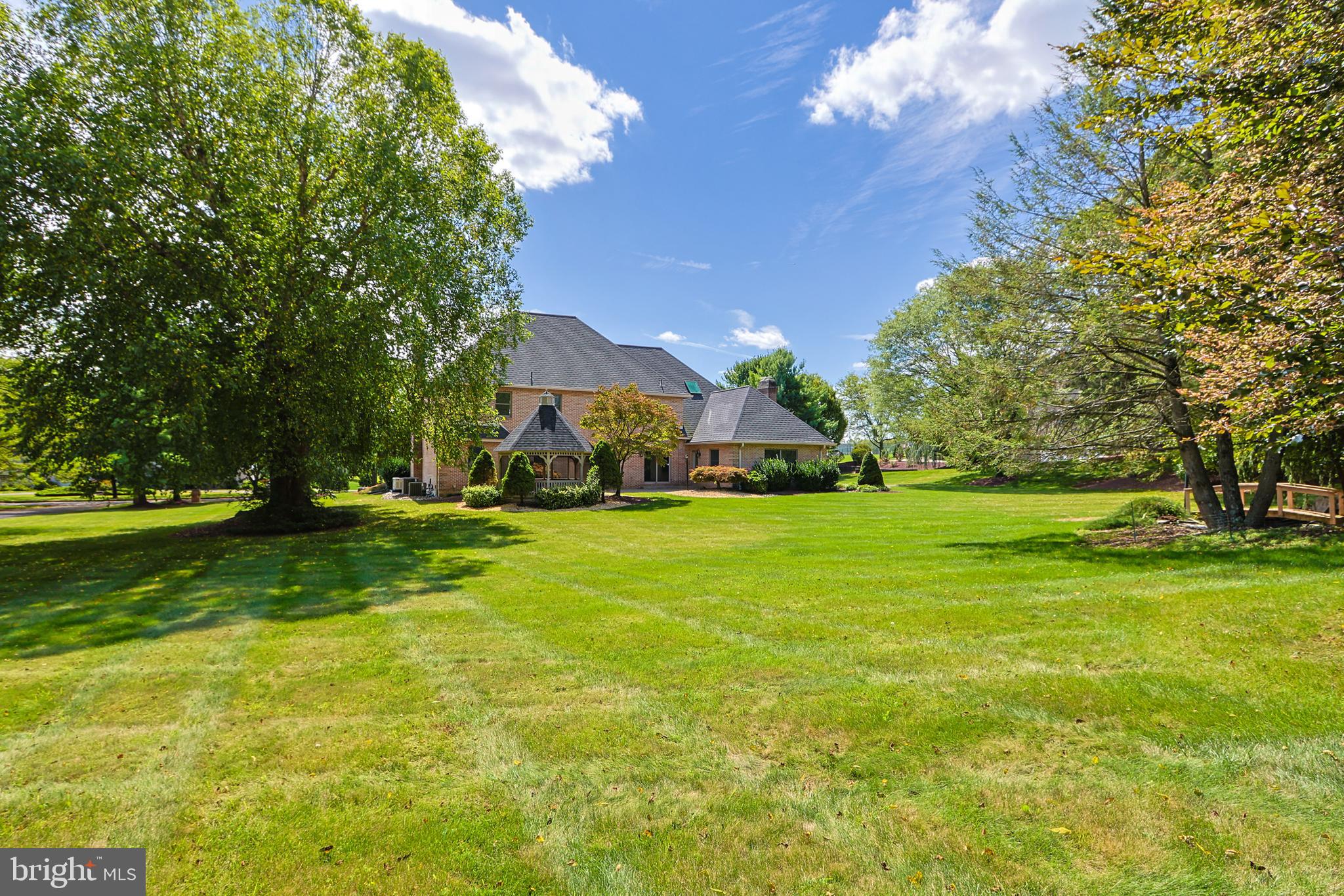 BROADHEAD MANOR - Residential