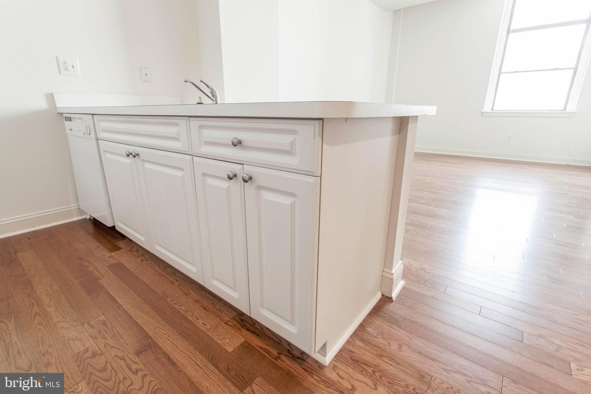 CENTER CITY - Residential Lease