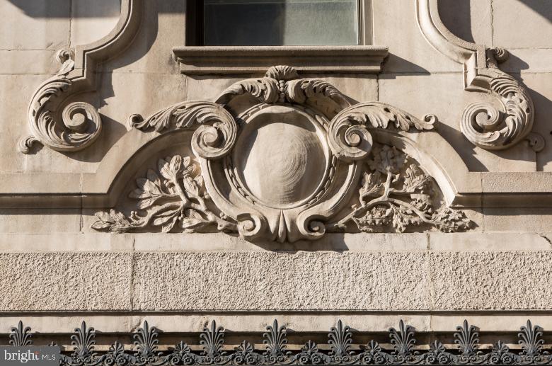 CENTER CITY - Residential Lease