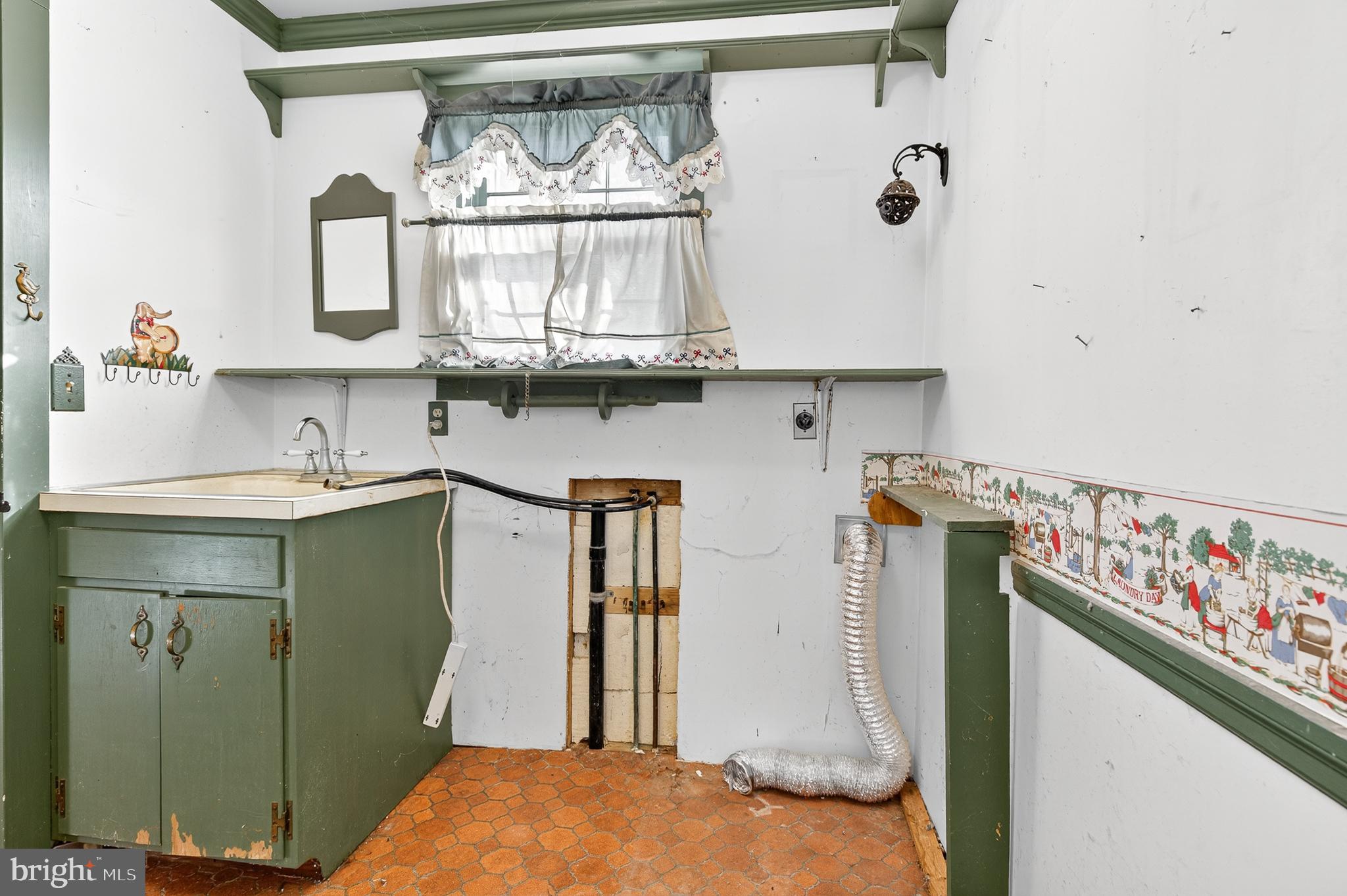 STRASBURG TWP - Residential