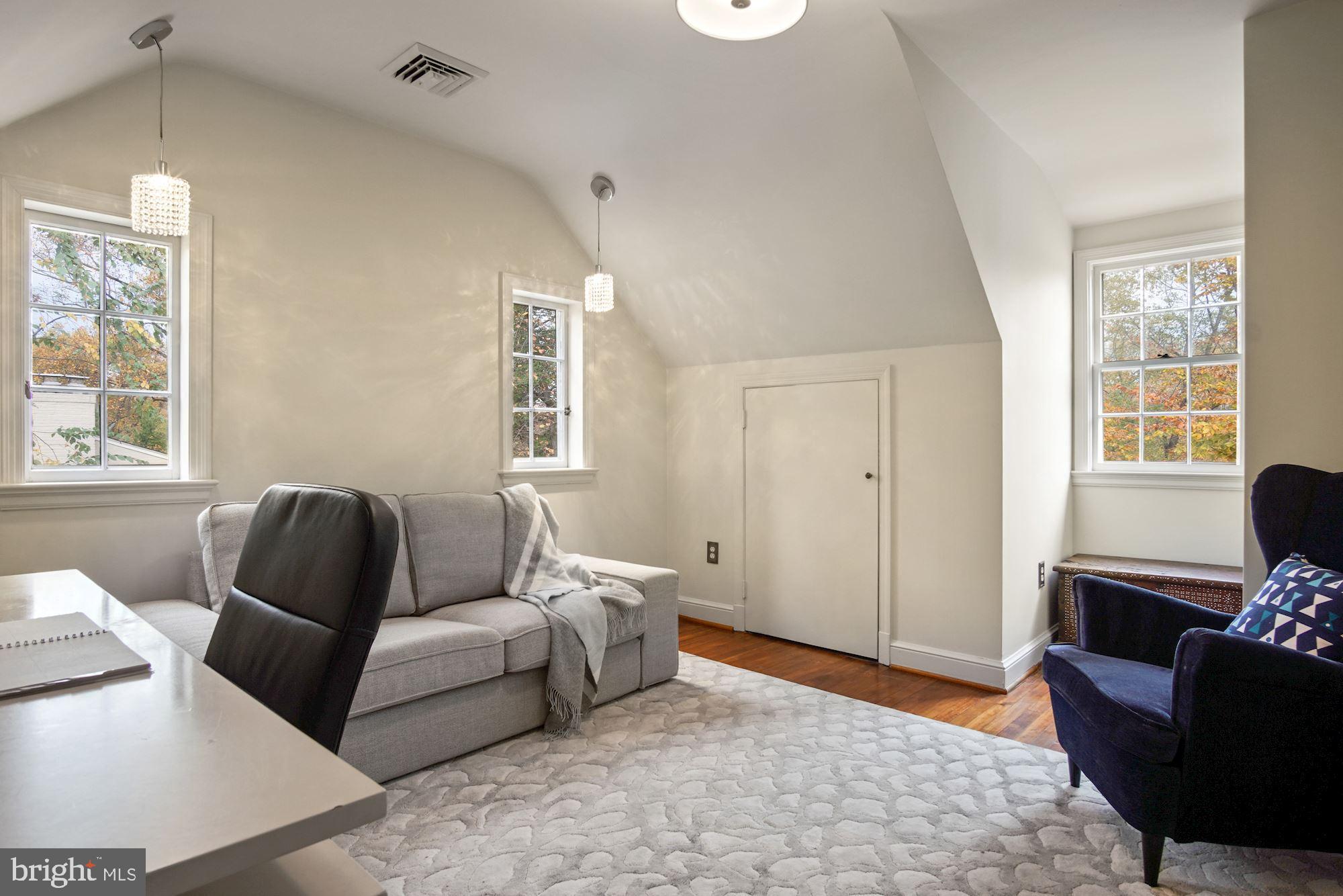 SUMNER - Residential