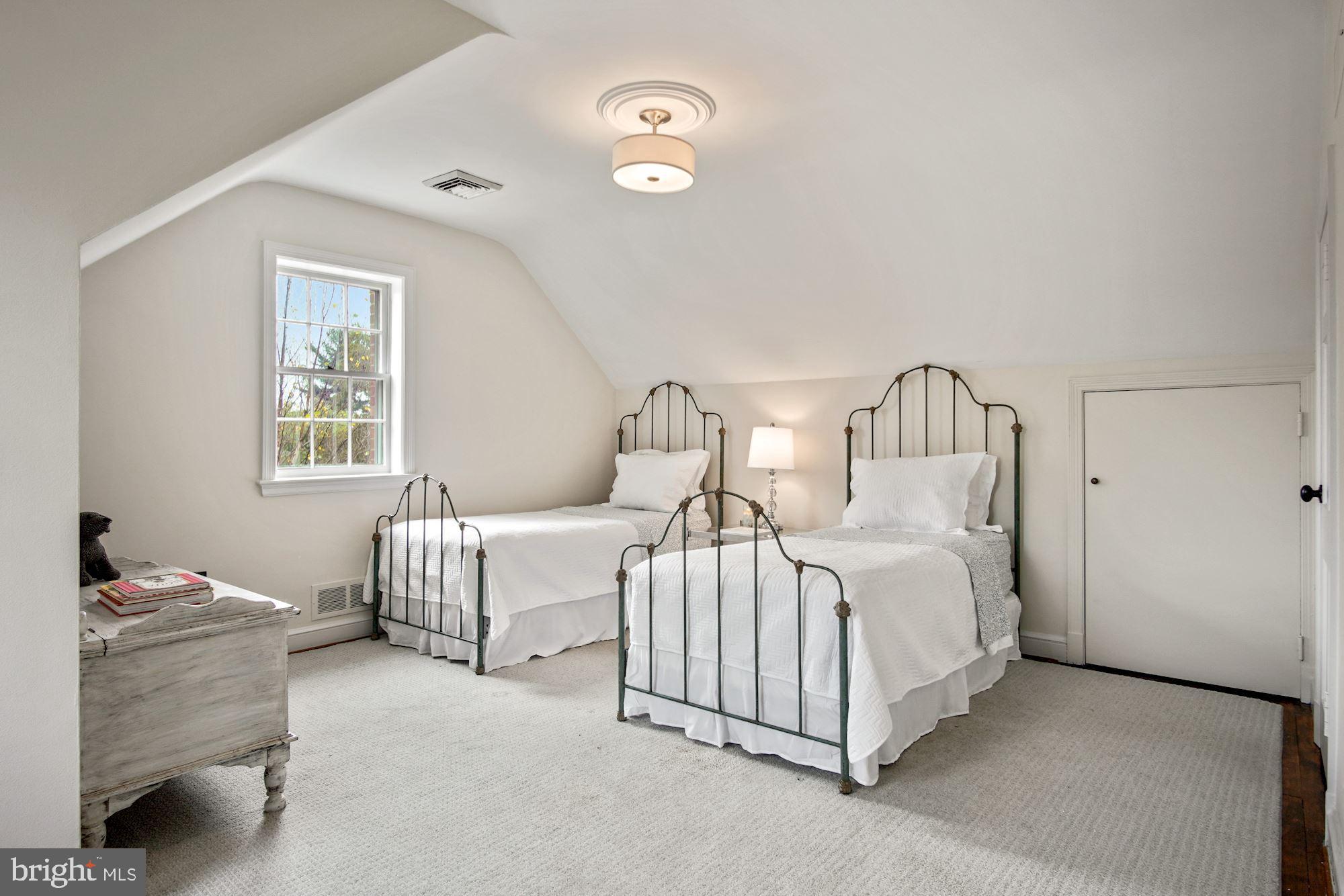 SUMNER - Residential