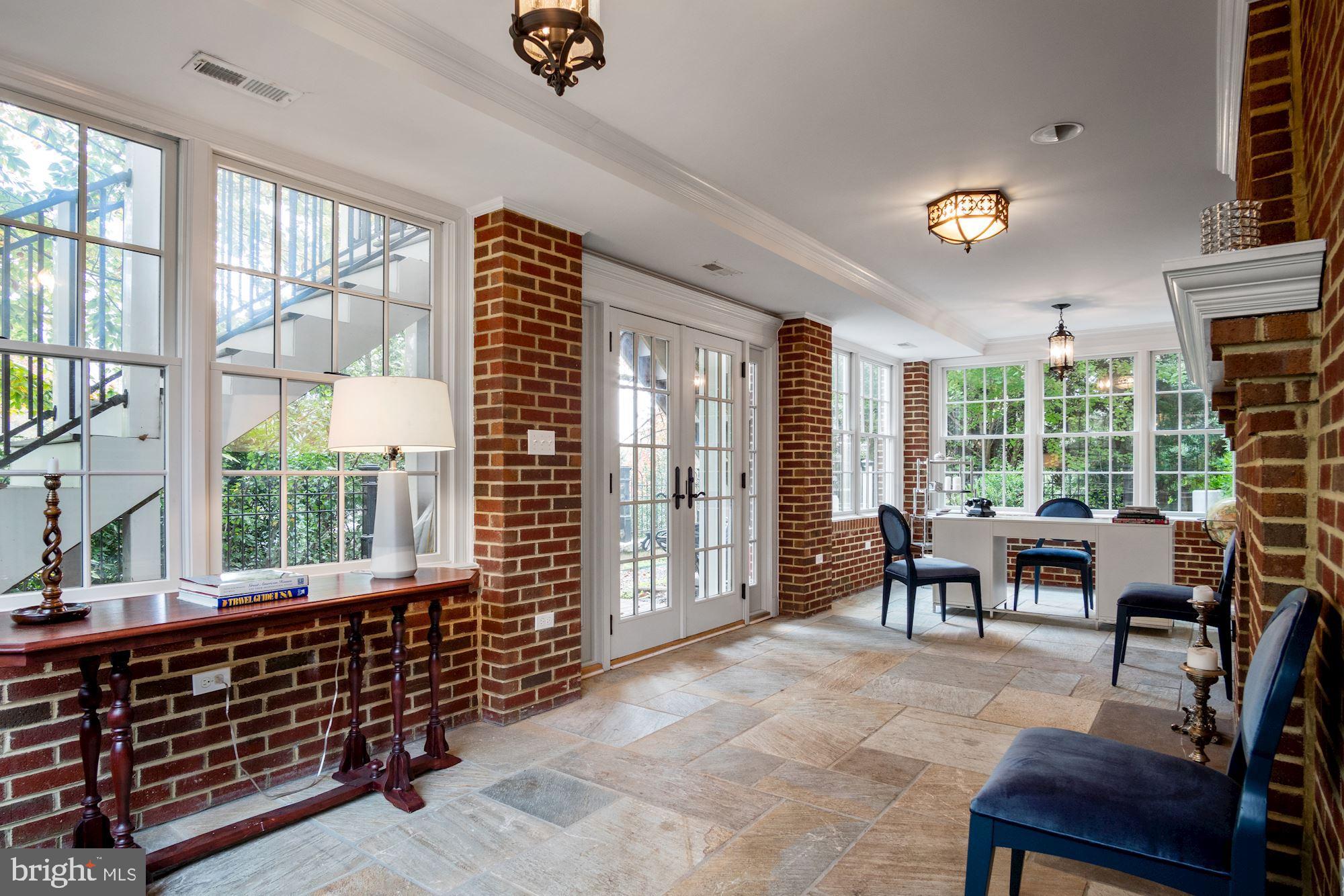 SUMNER - Residential