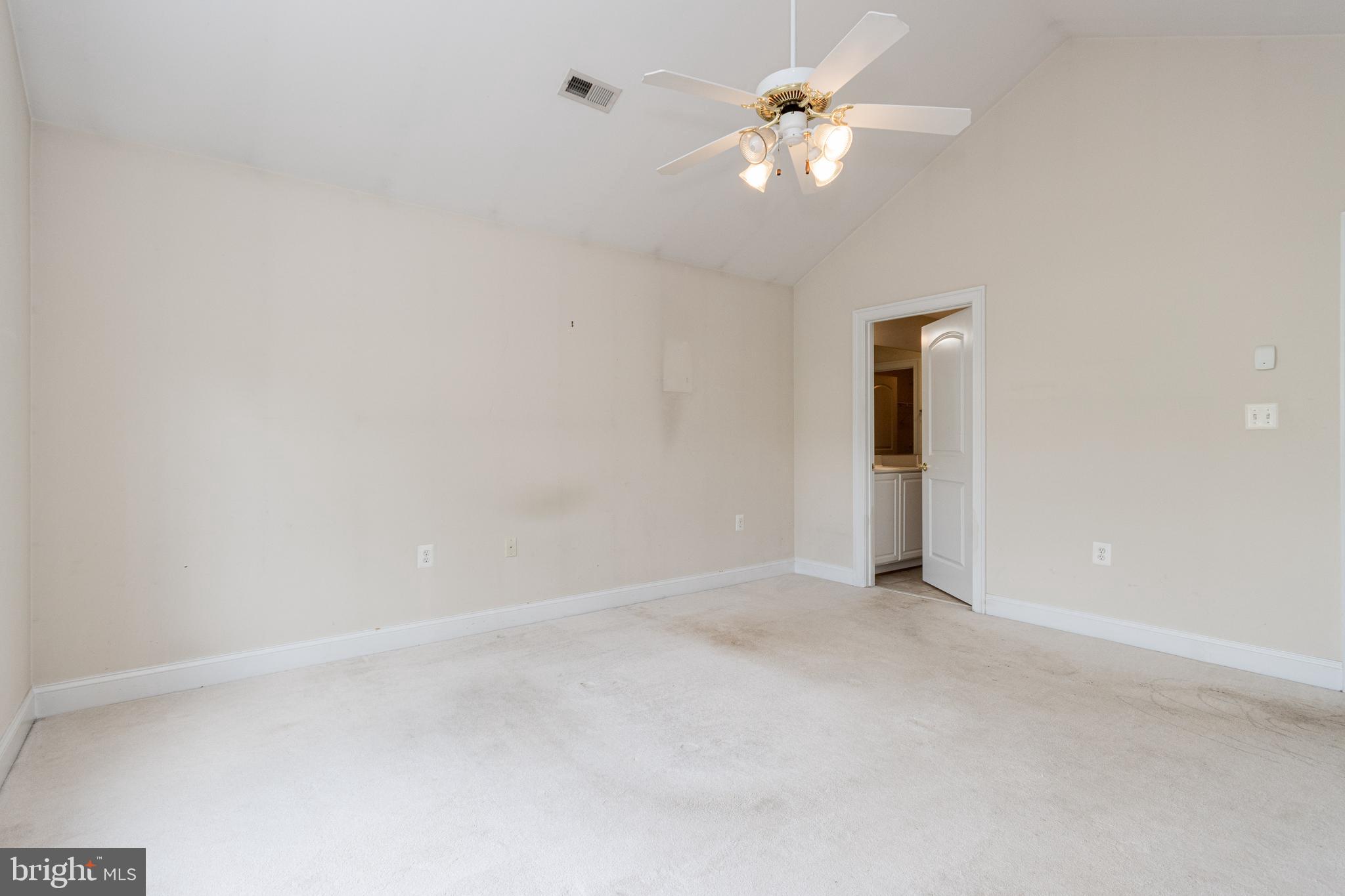 REGENCY PARK VILLAS - Residential