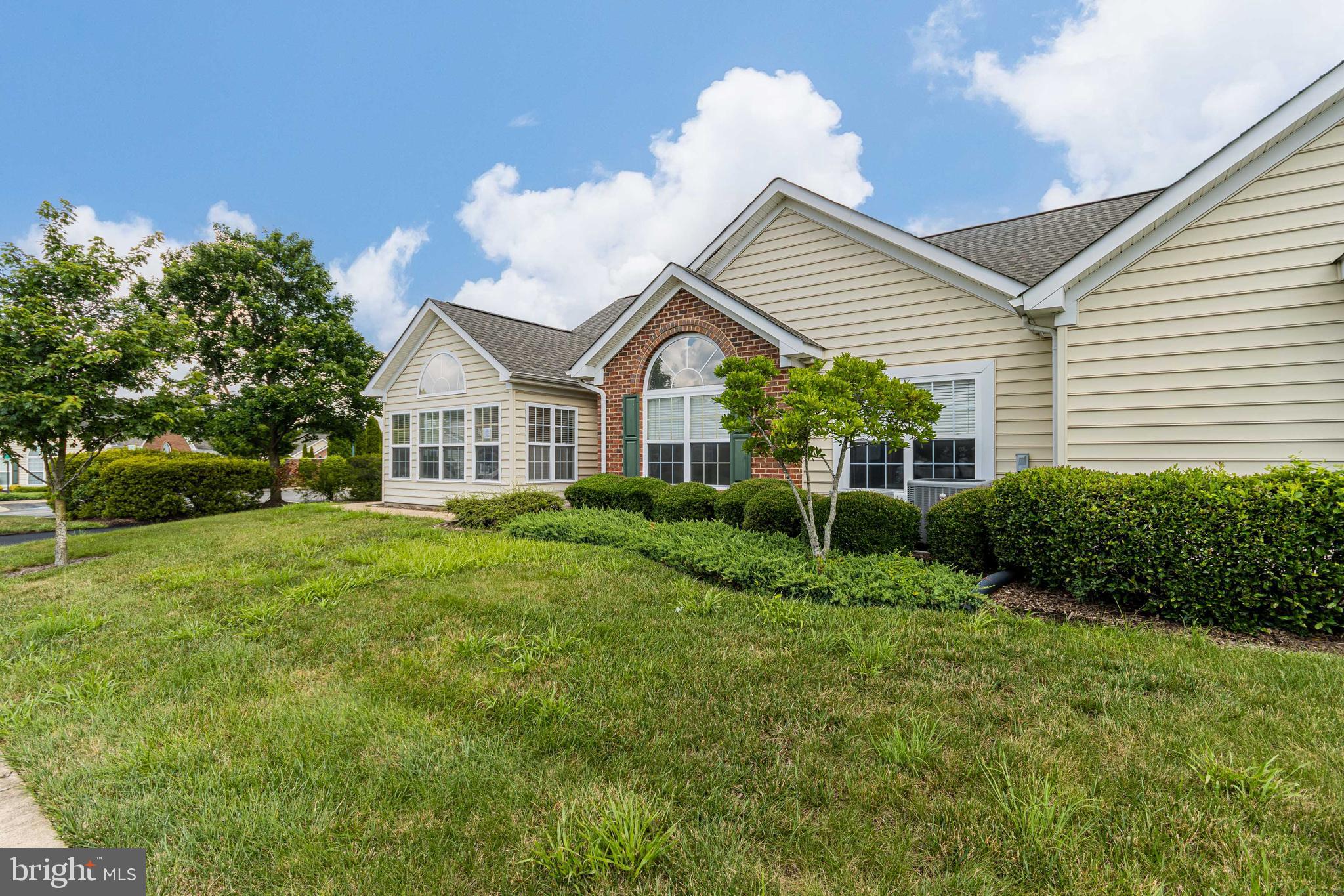 REGENCY PARK VILLAS - Residential