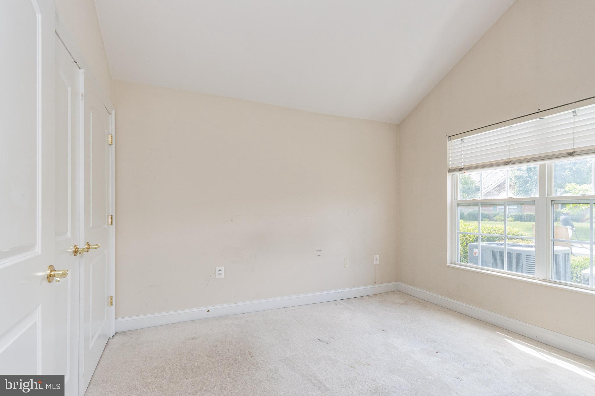 REGENCY PARK VILLAS - Residential