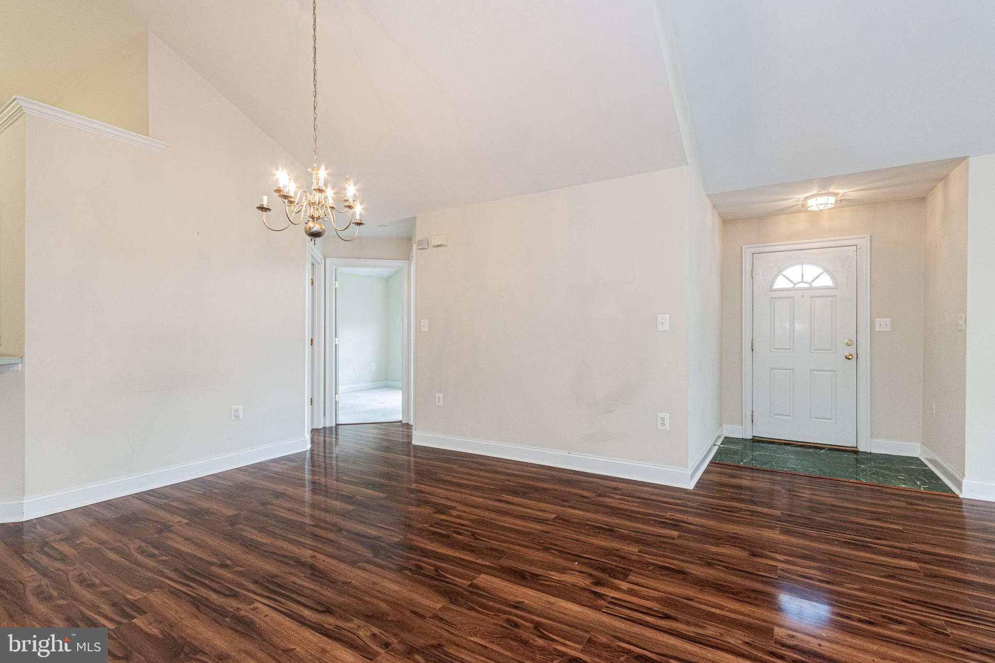 REGENCY PARK VILLAS - Residential