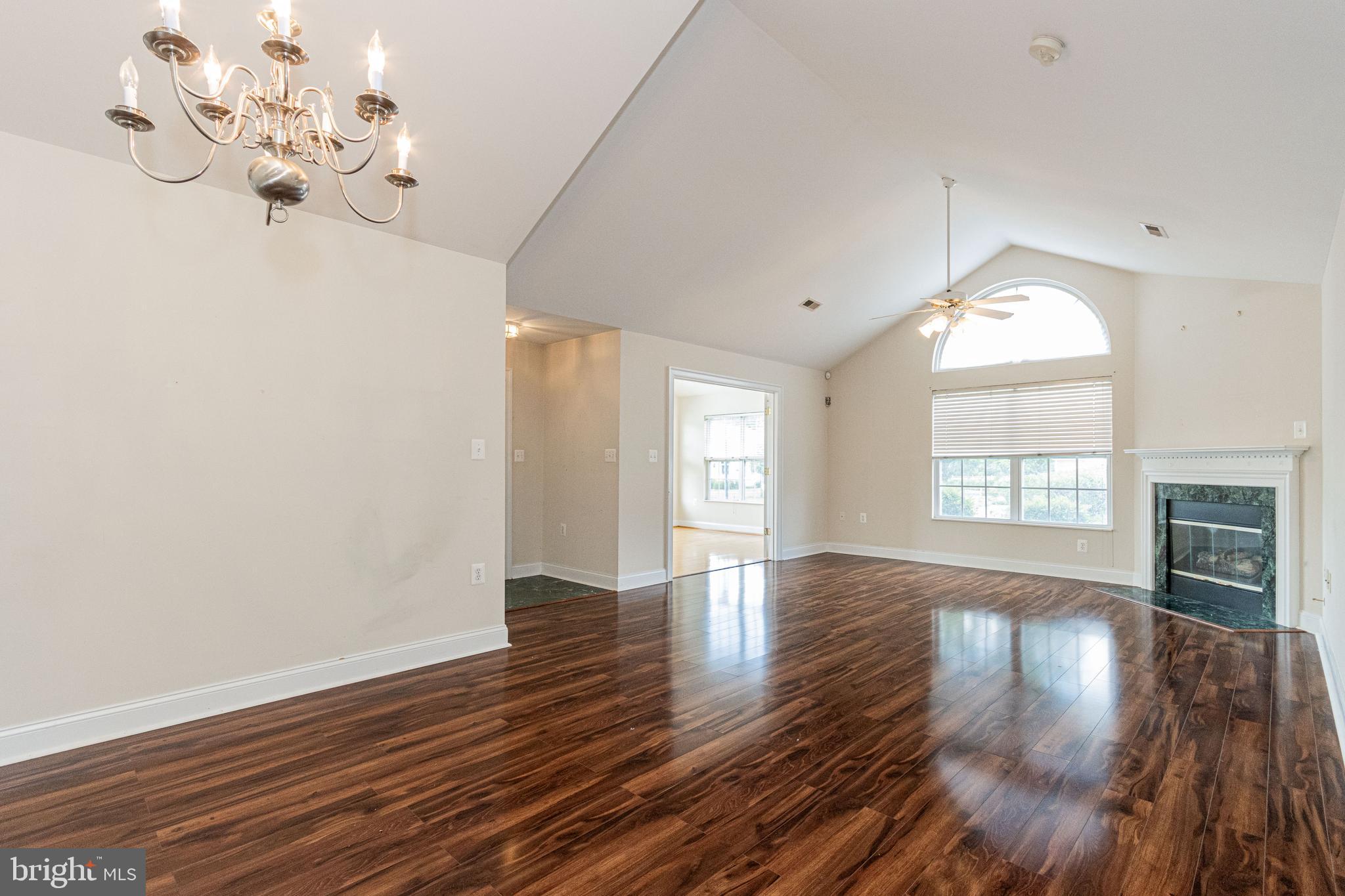 REGENCY PARK VILLAS - Residential