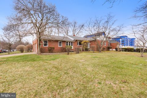 Homes For Sale - 1205 Parkway Avenue<br/> EWING, NJ 08628