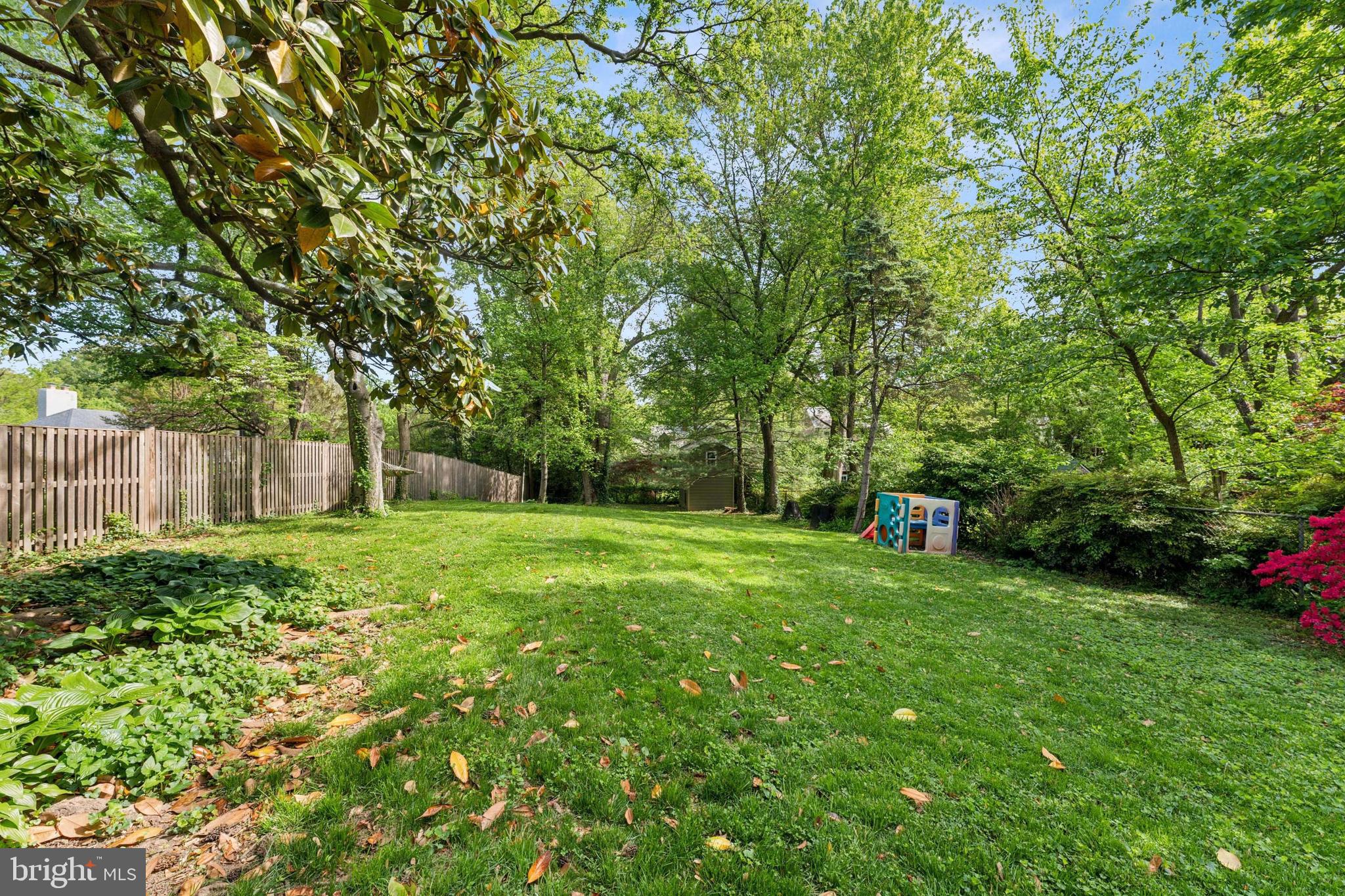 WOODSIDE PARK - Residential Lease