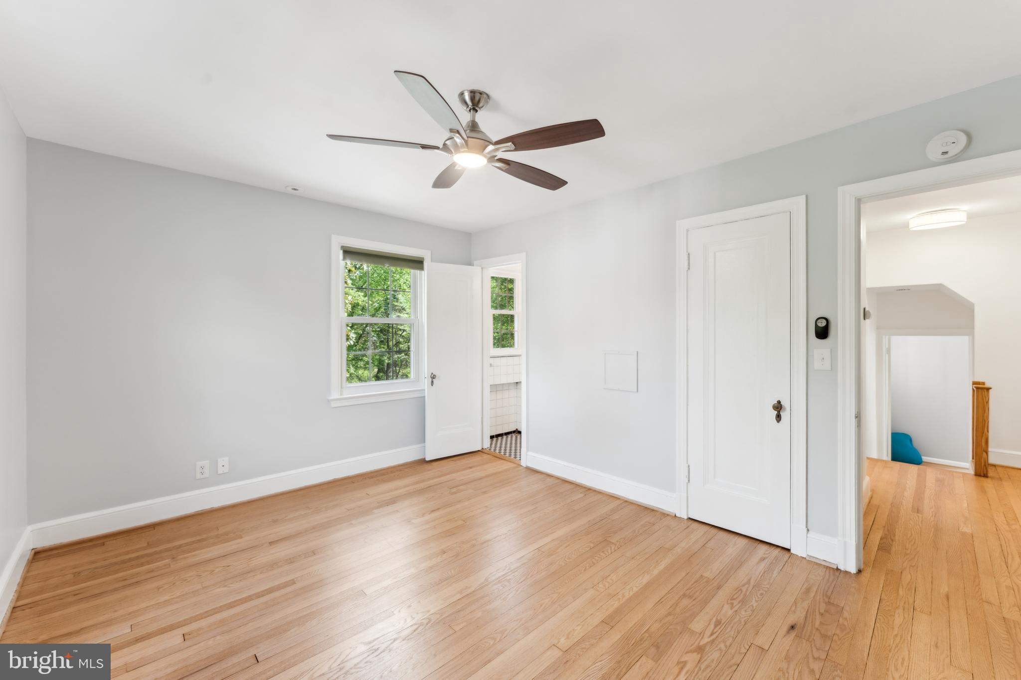 WOODSIDE PARK - Residential Lease