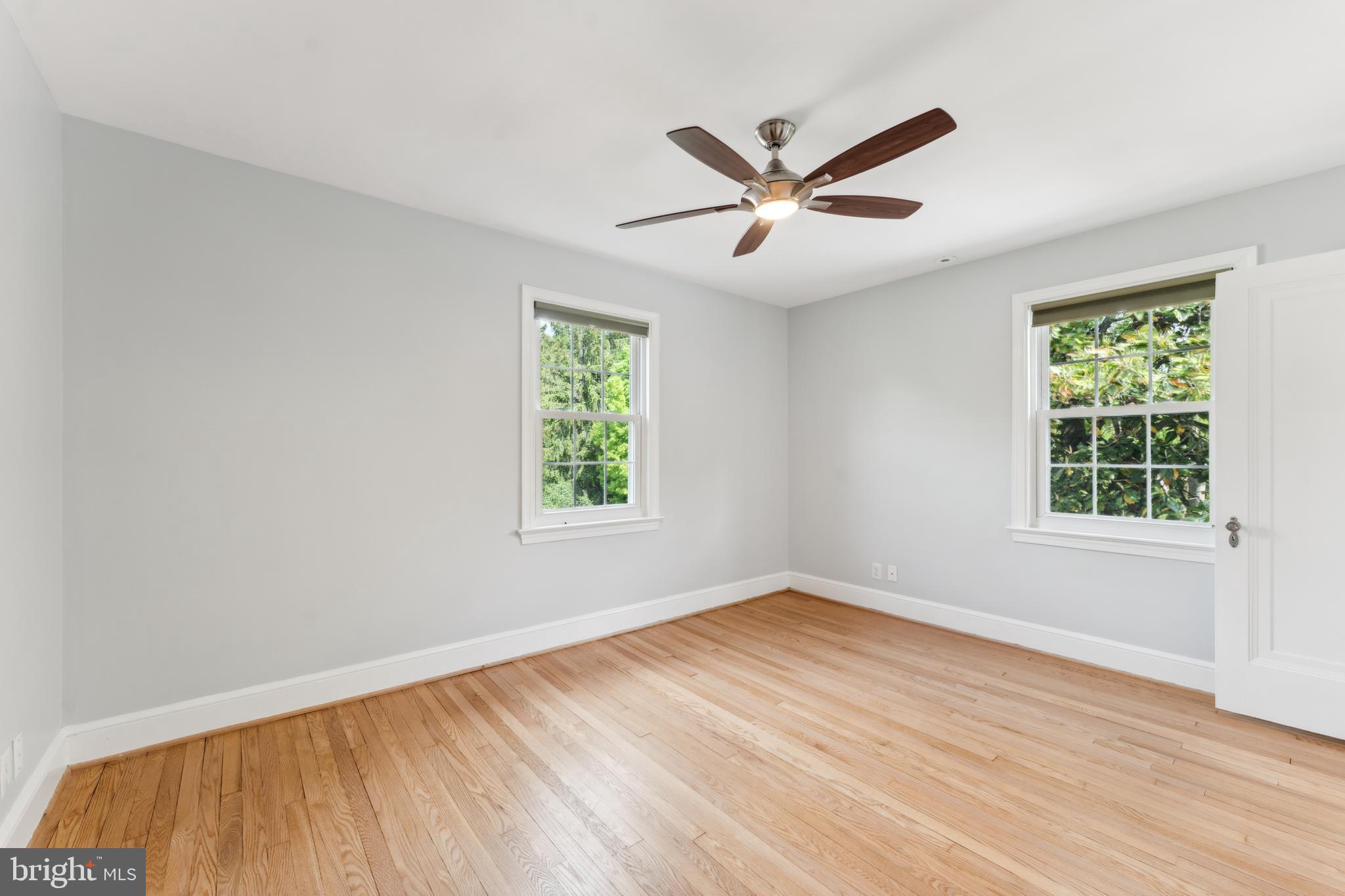 WOODSIDE PARK - Residential Lease