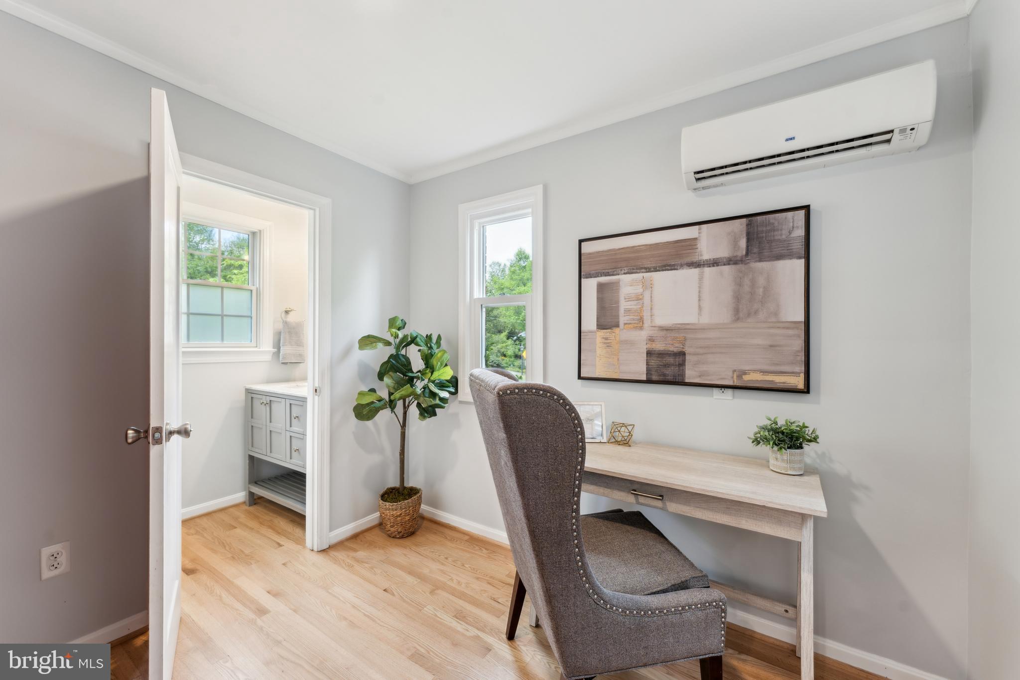 WOODSIDE PARK - Residential Lease