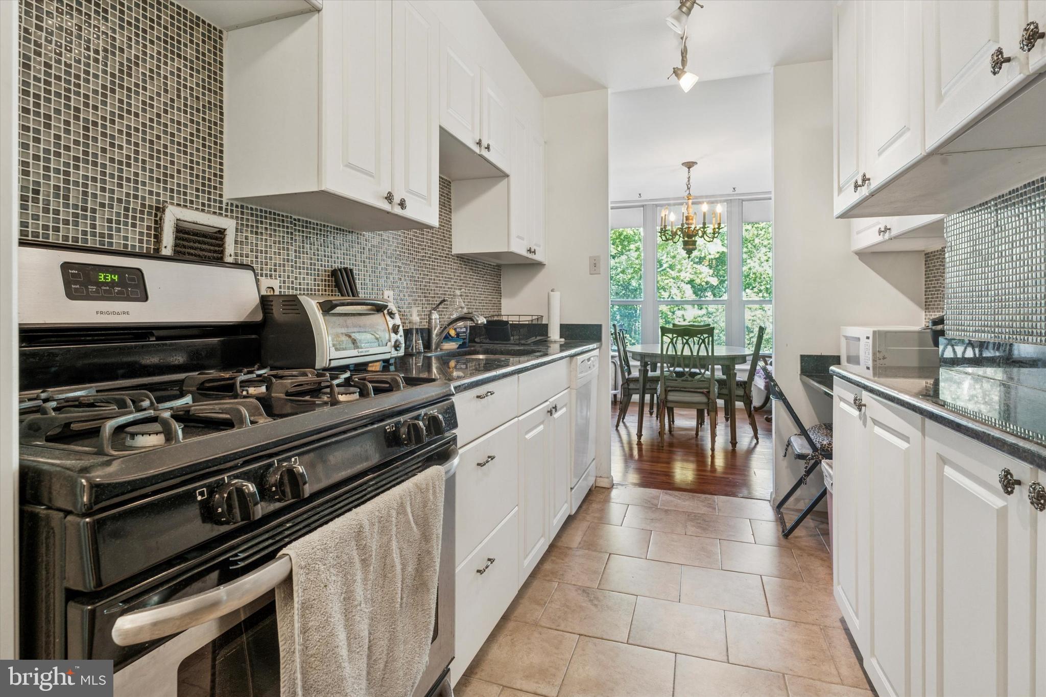 RIVER PARK - Residential