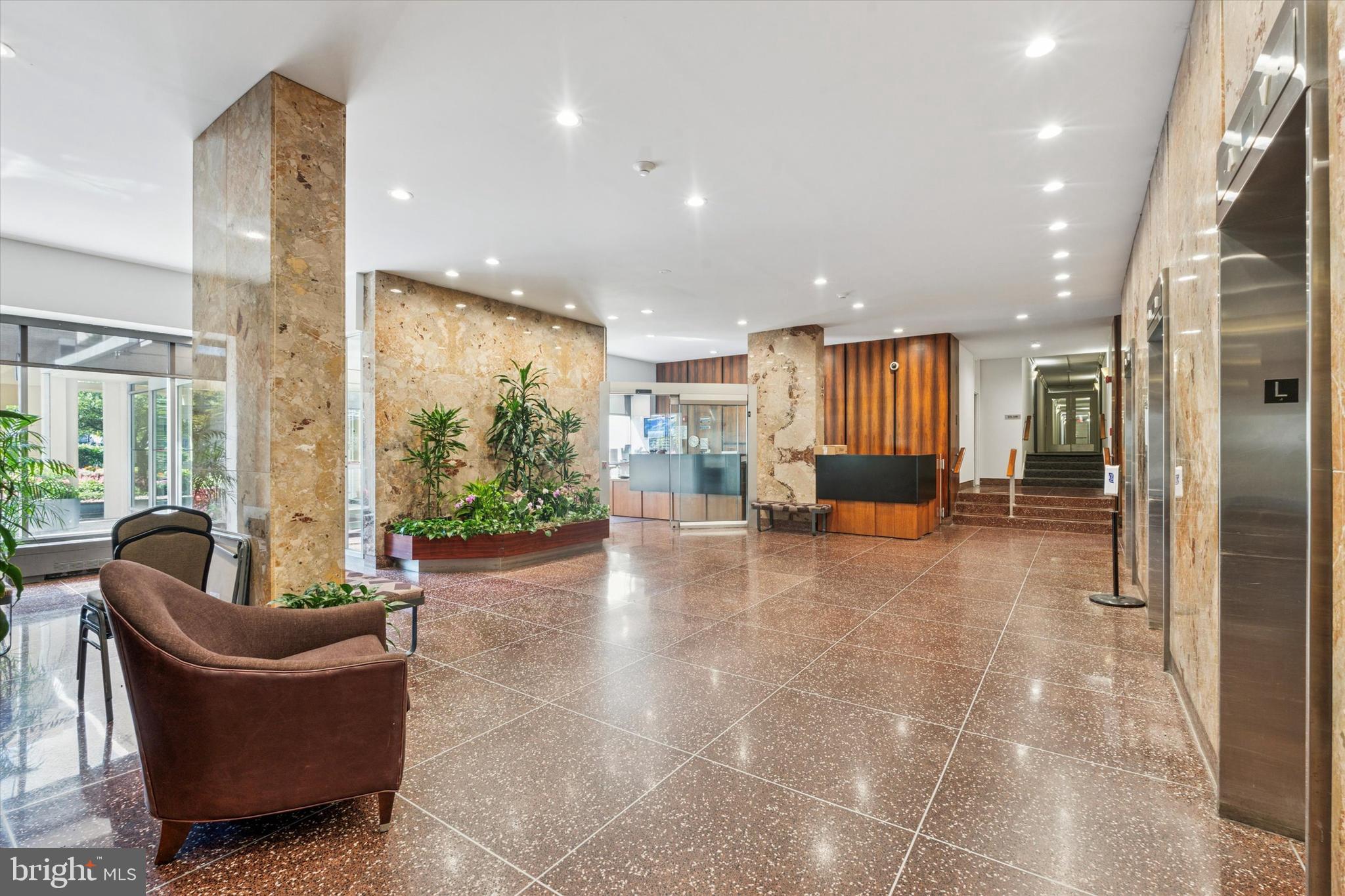 3600 CONSHOHOCKEN AVENUE 00 116